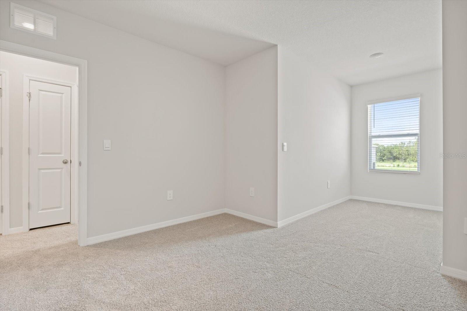 17709 CRESCENT MOON LOOP