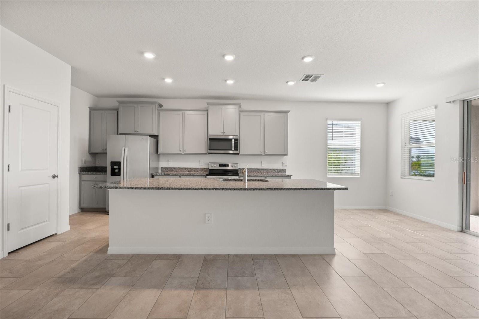 17738 PASTURELAND AVE