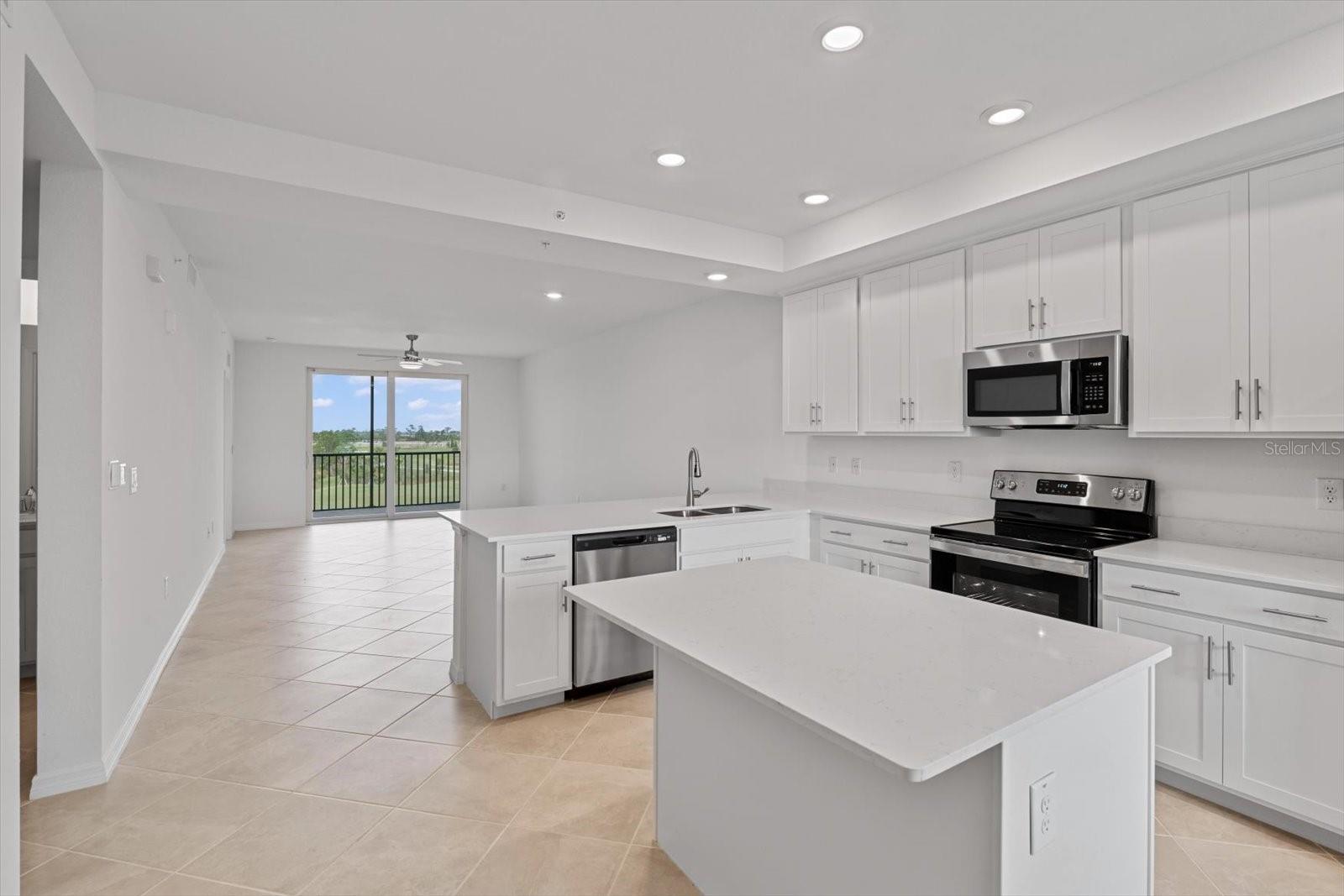 12180 WELLEN GOLF ST #305