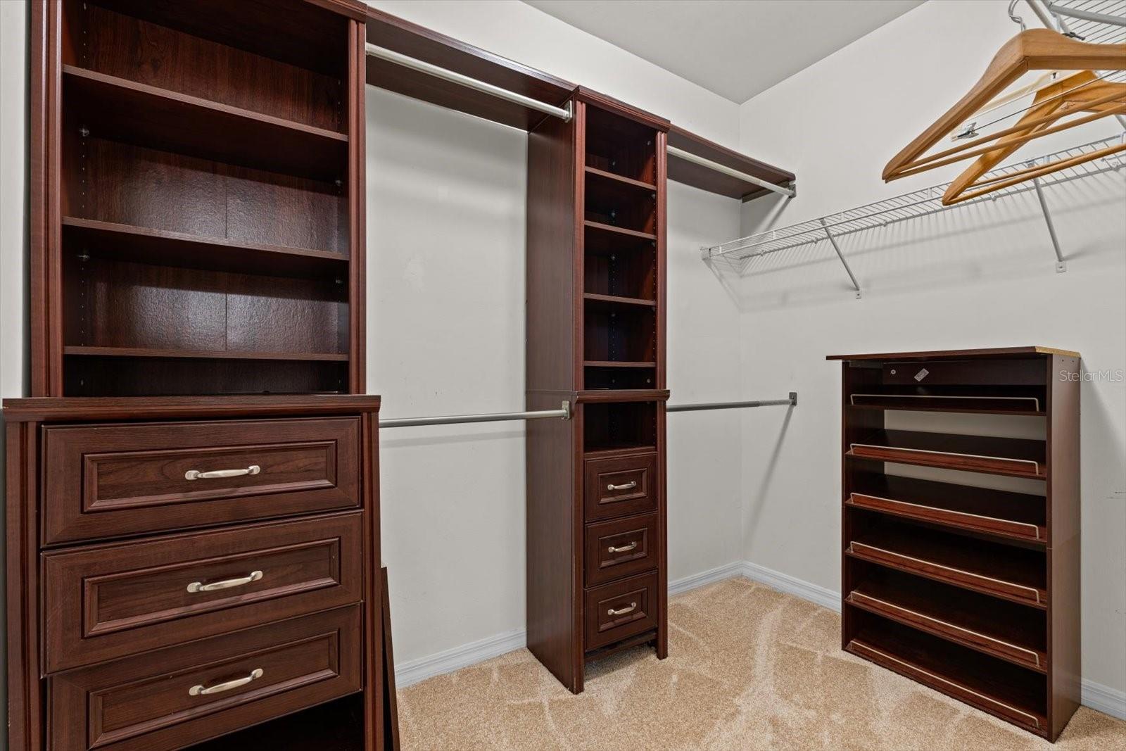 8932 EXCELSIOR PL