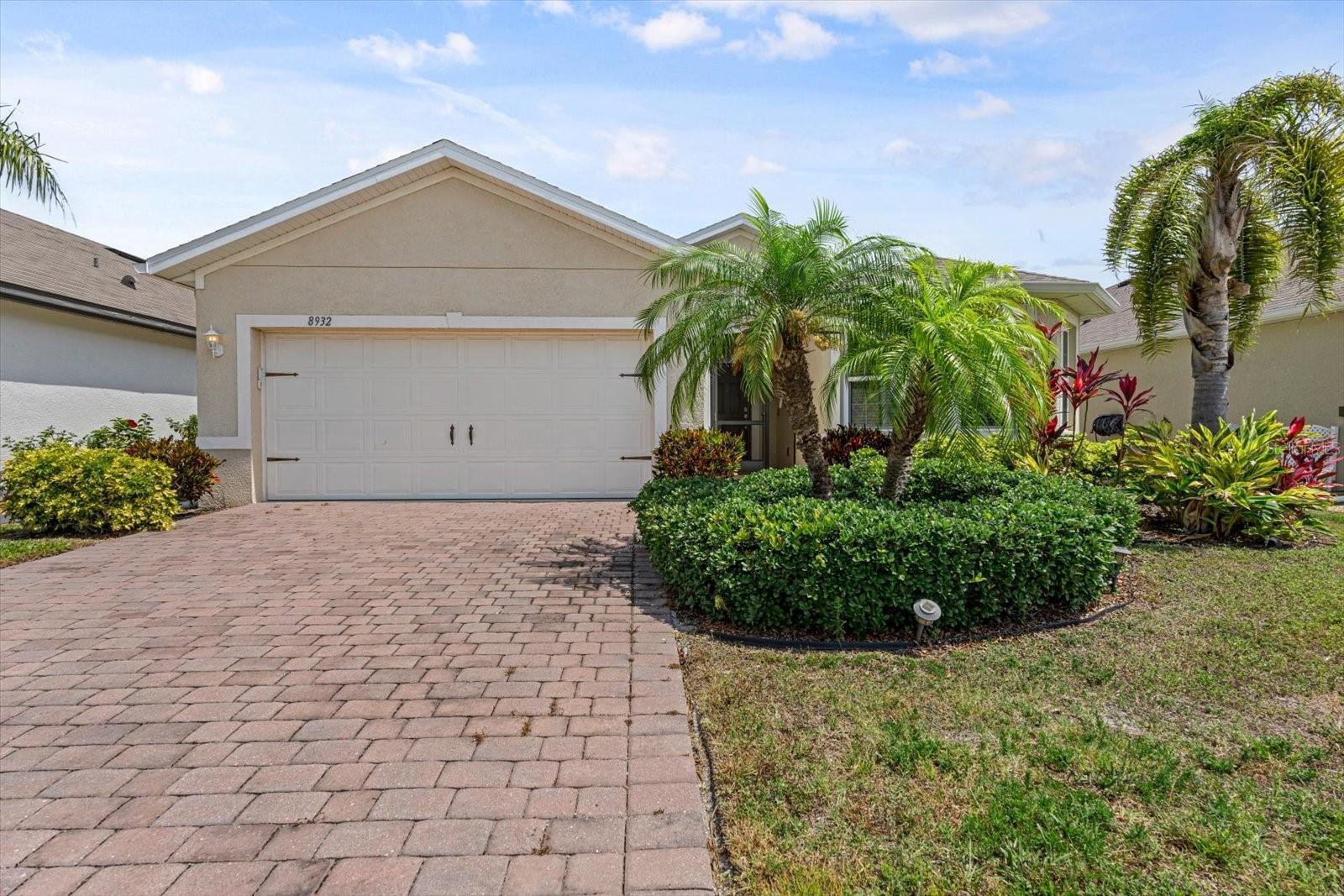 8932 EXCELSIOR PL