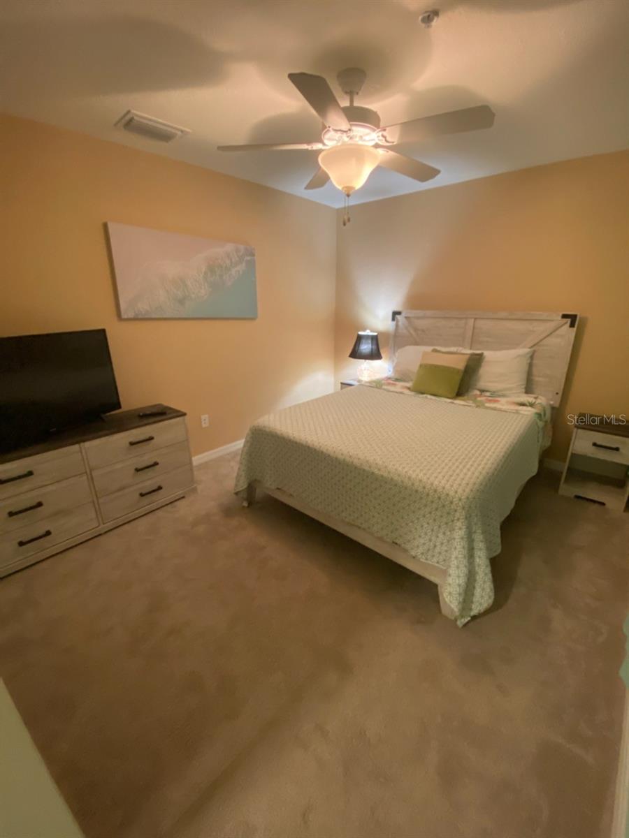 5517 PALMER CIR #203