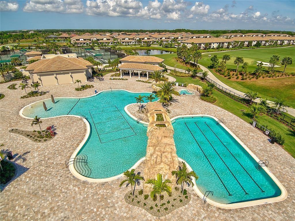 5517 PALMER CIR #203