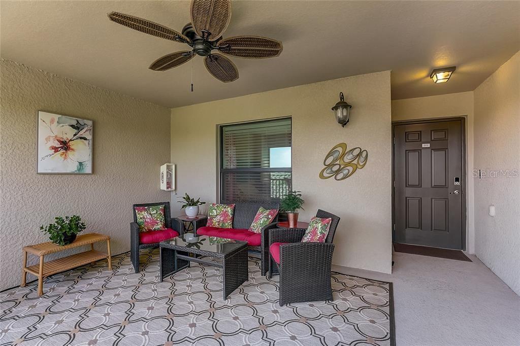 5517 PALMER CIR #203