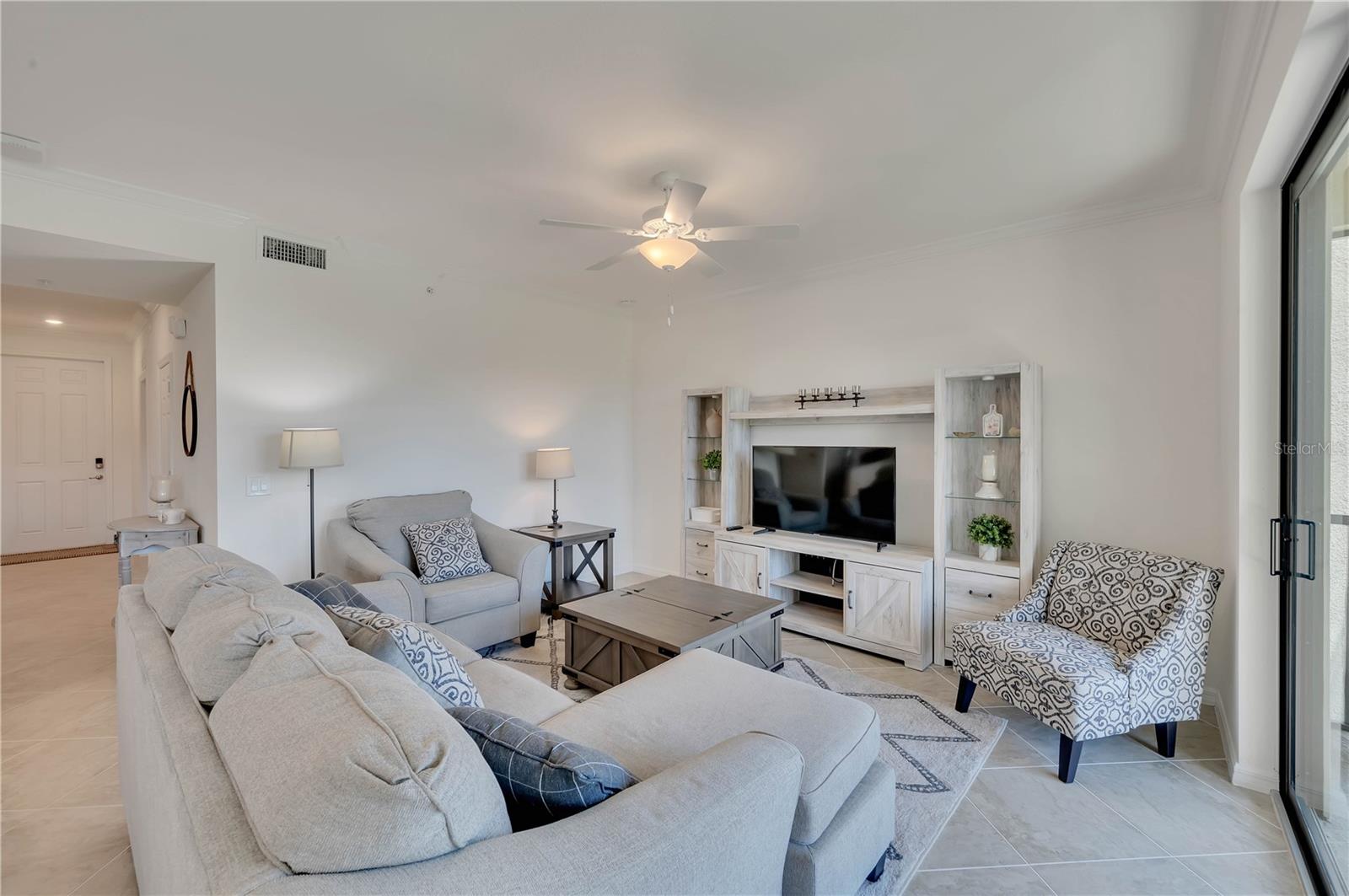 17510 GAWTHROP DR #203