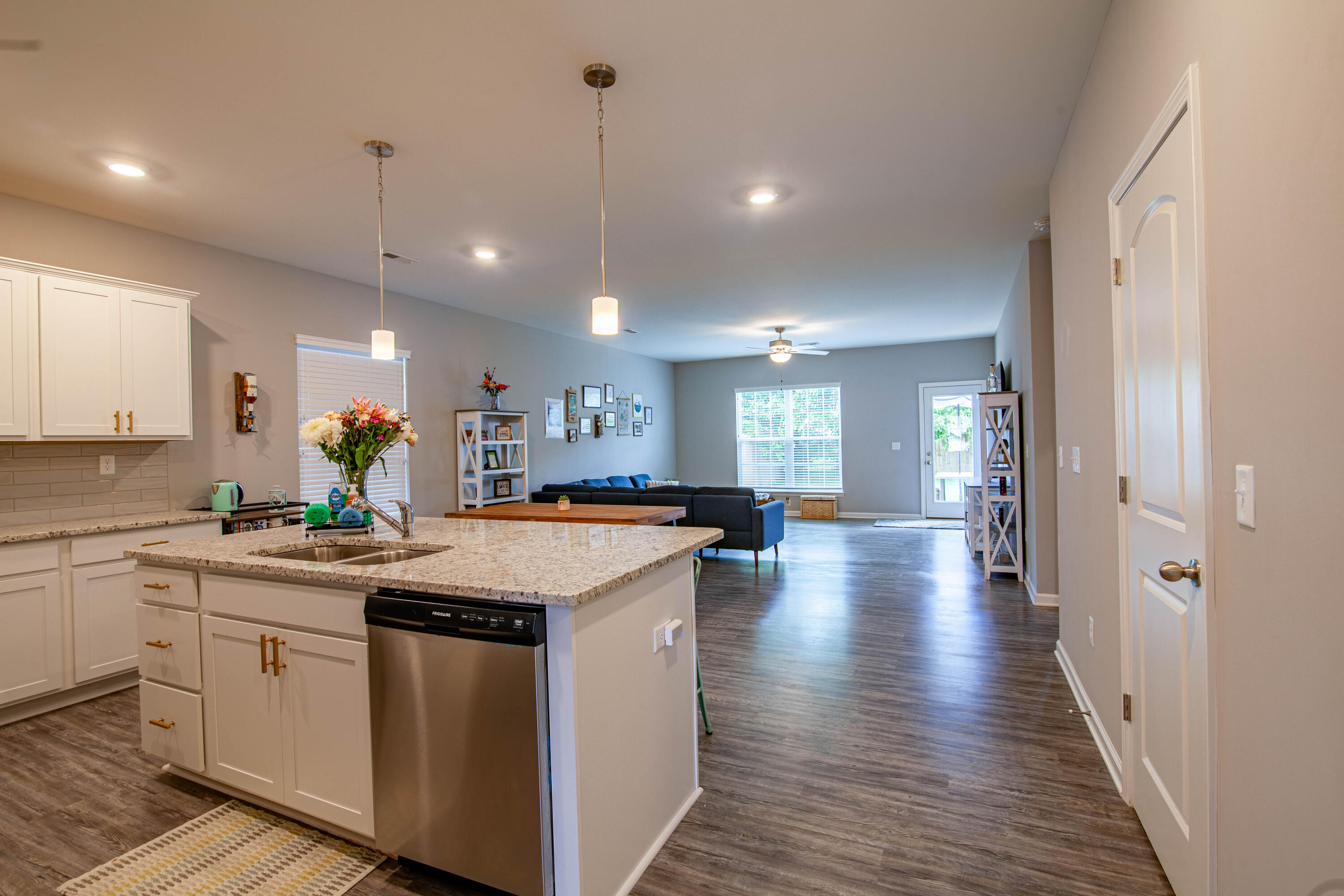 1261 Barleys Pass