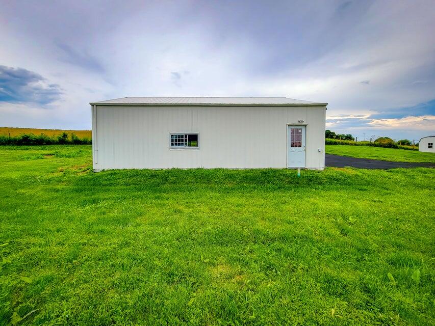 7056 W Tunnel Hill Road