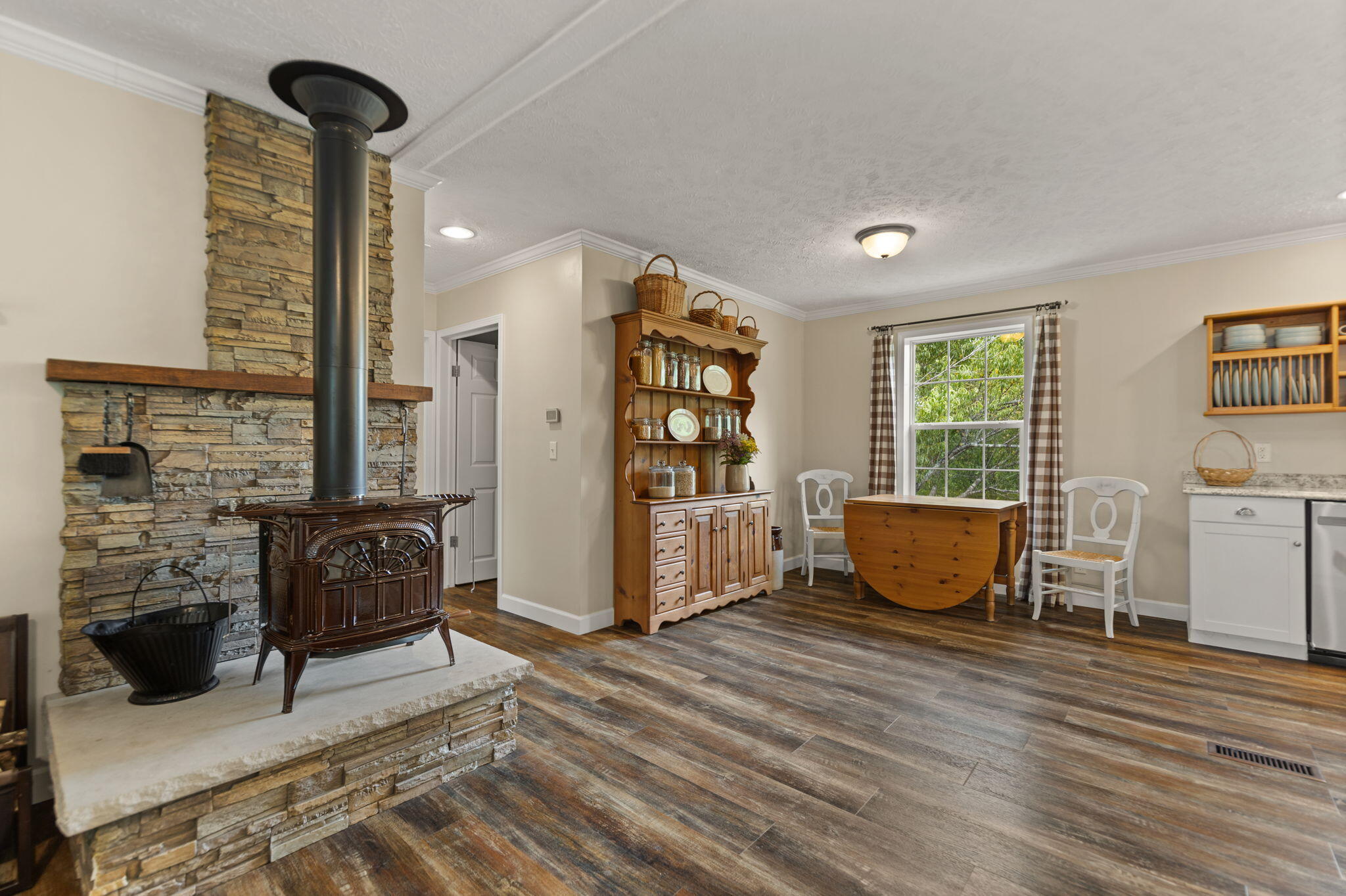 1248 Crawford Bend Road