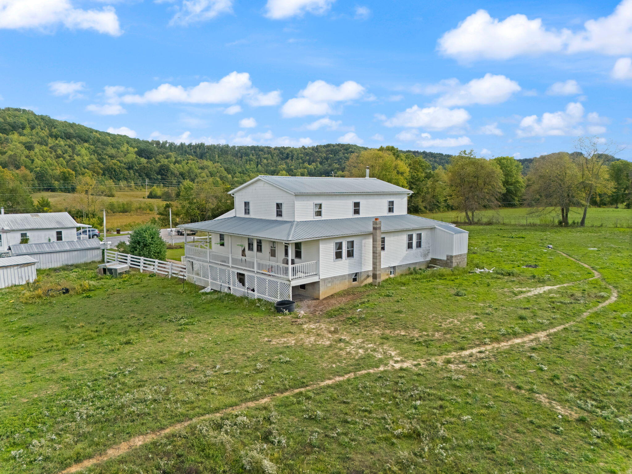 1941 Big Bend Locust Road