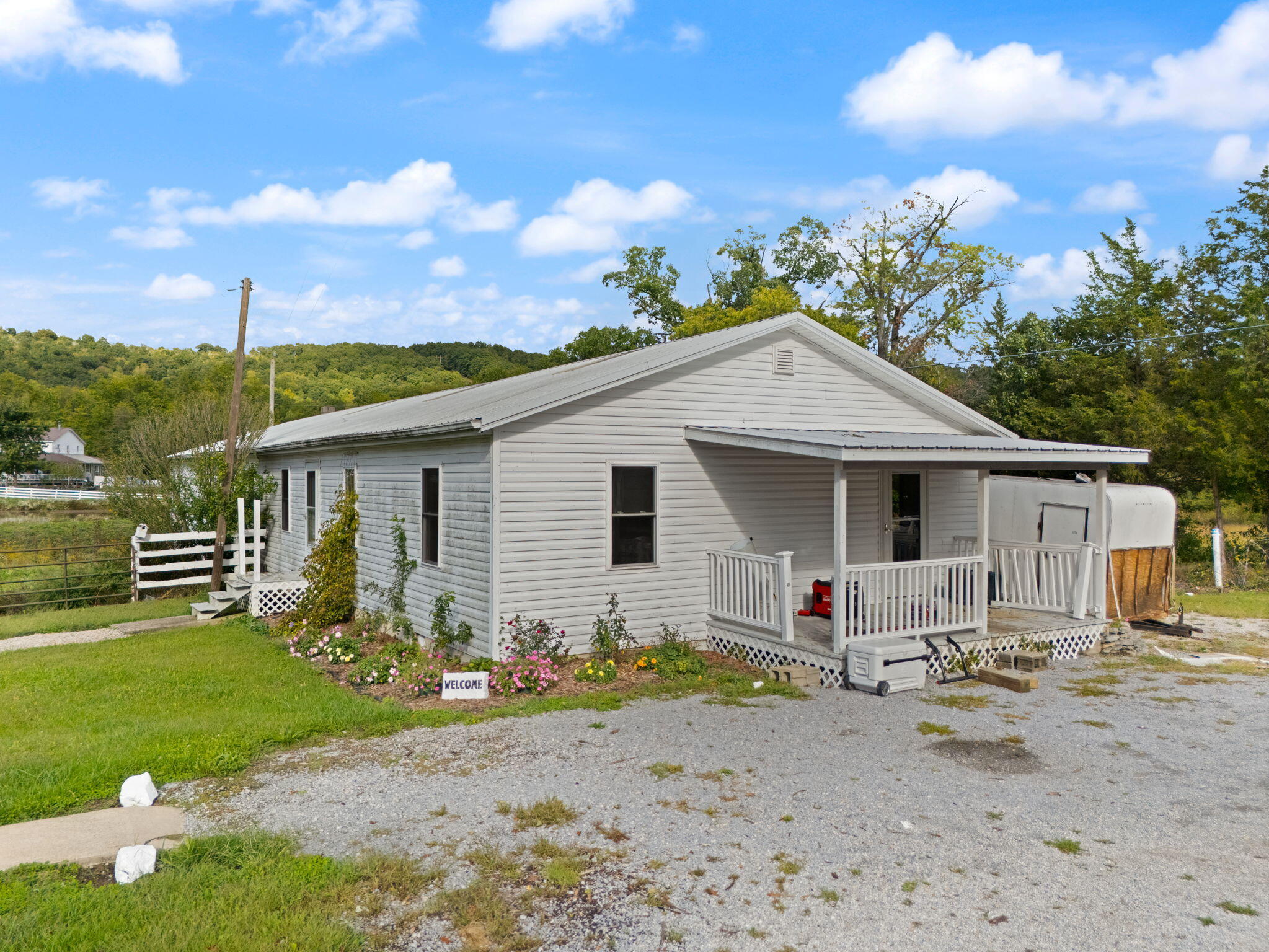 1941 Big Bend Locust Road