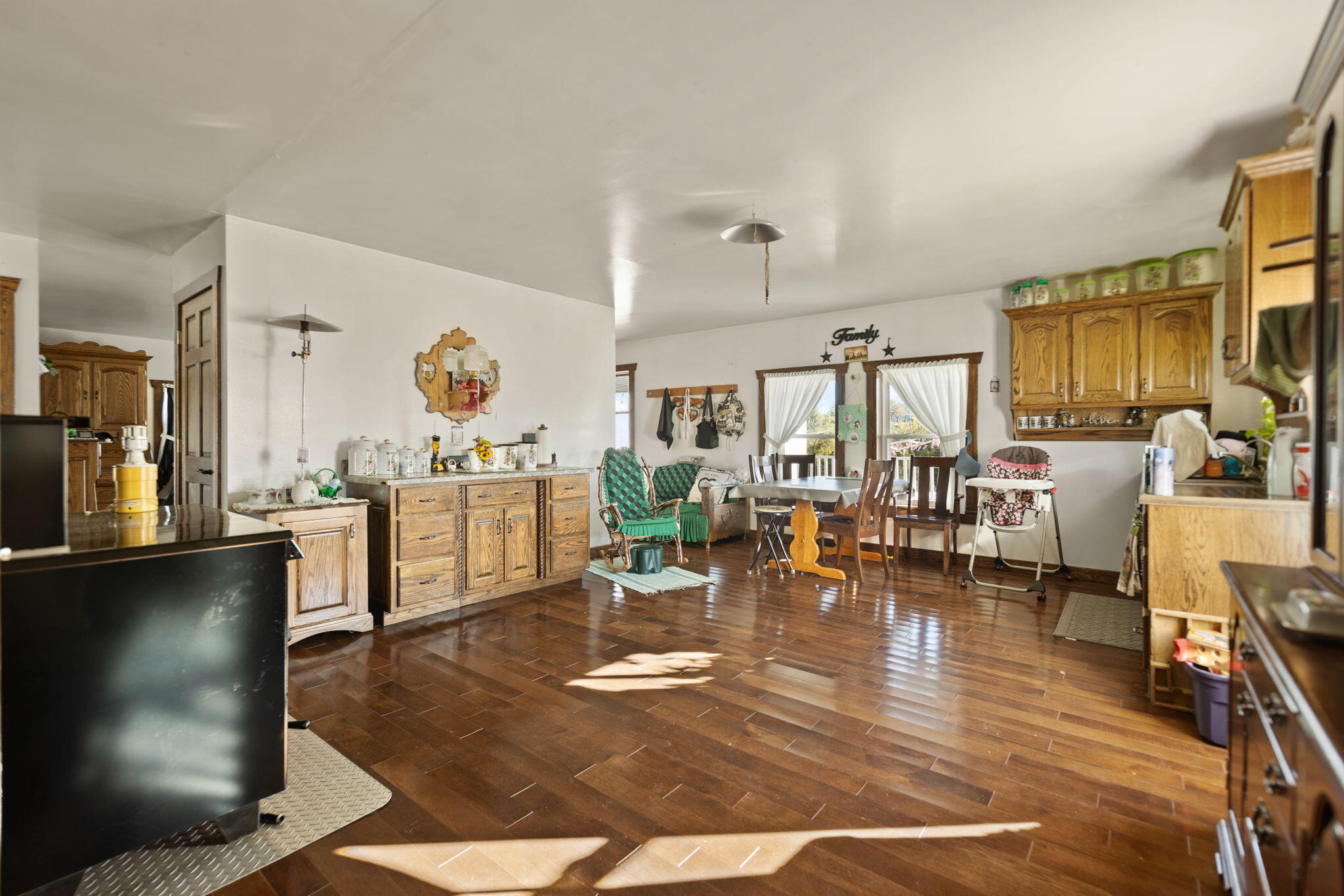 1185 Mudsock Road Road