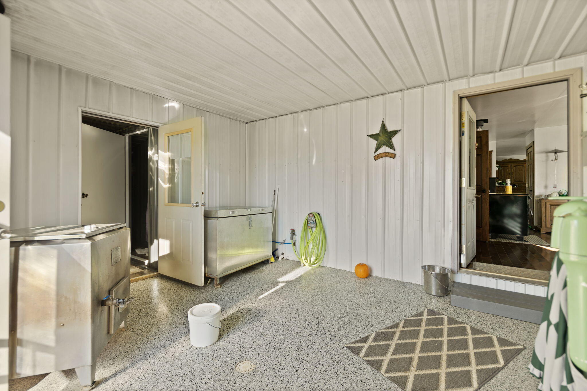 1185 Mudsock Road Road