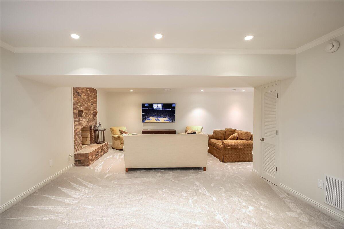 3333 Brighton Pl Drive