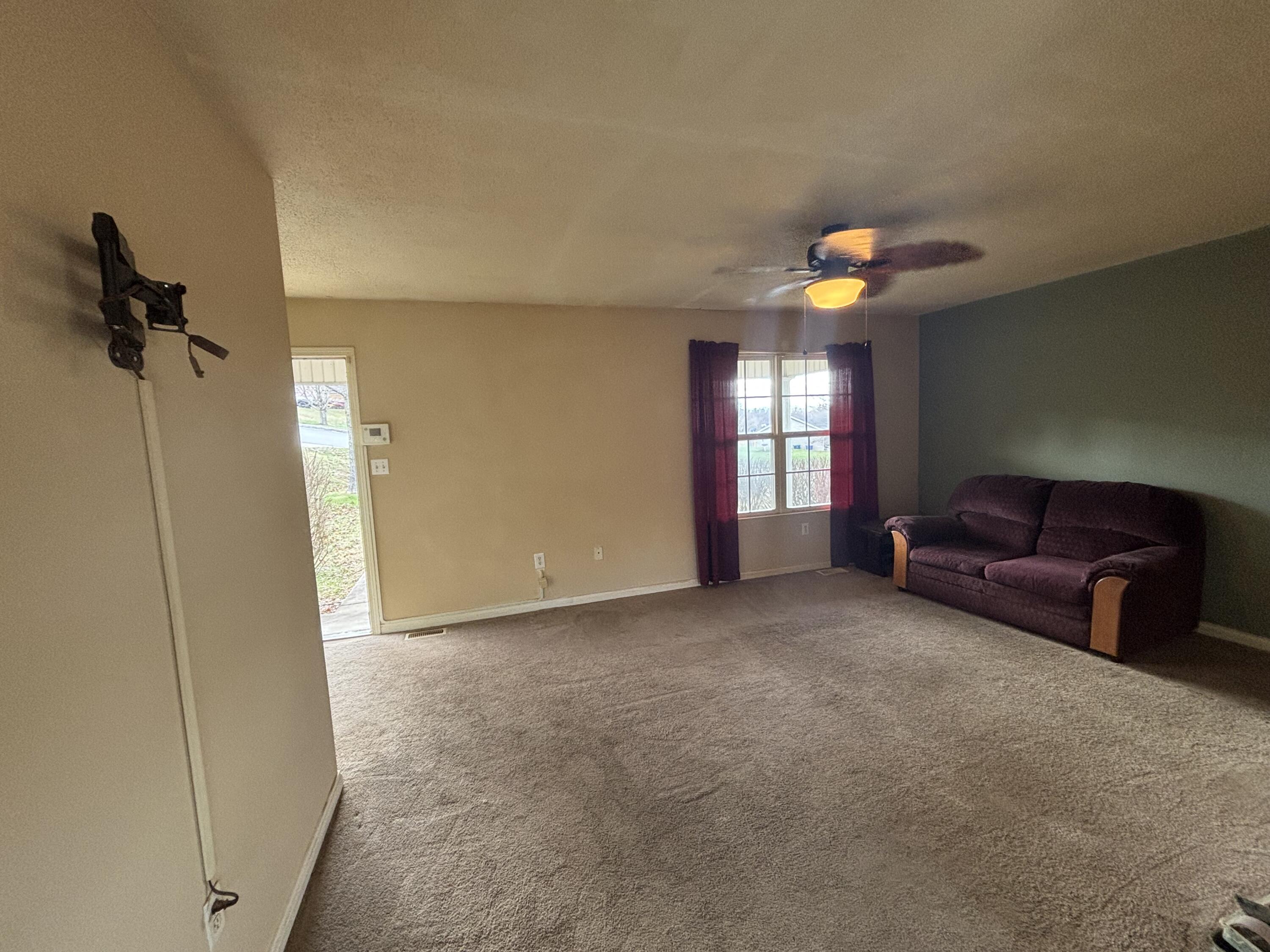 175 Sycamore Trail