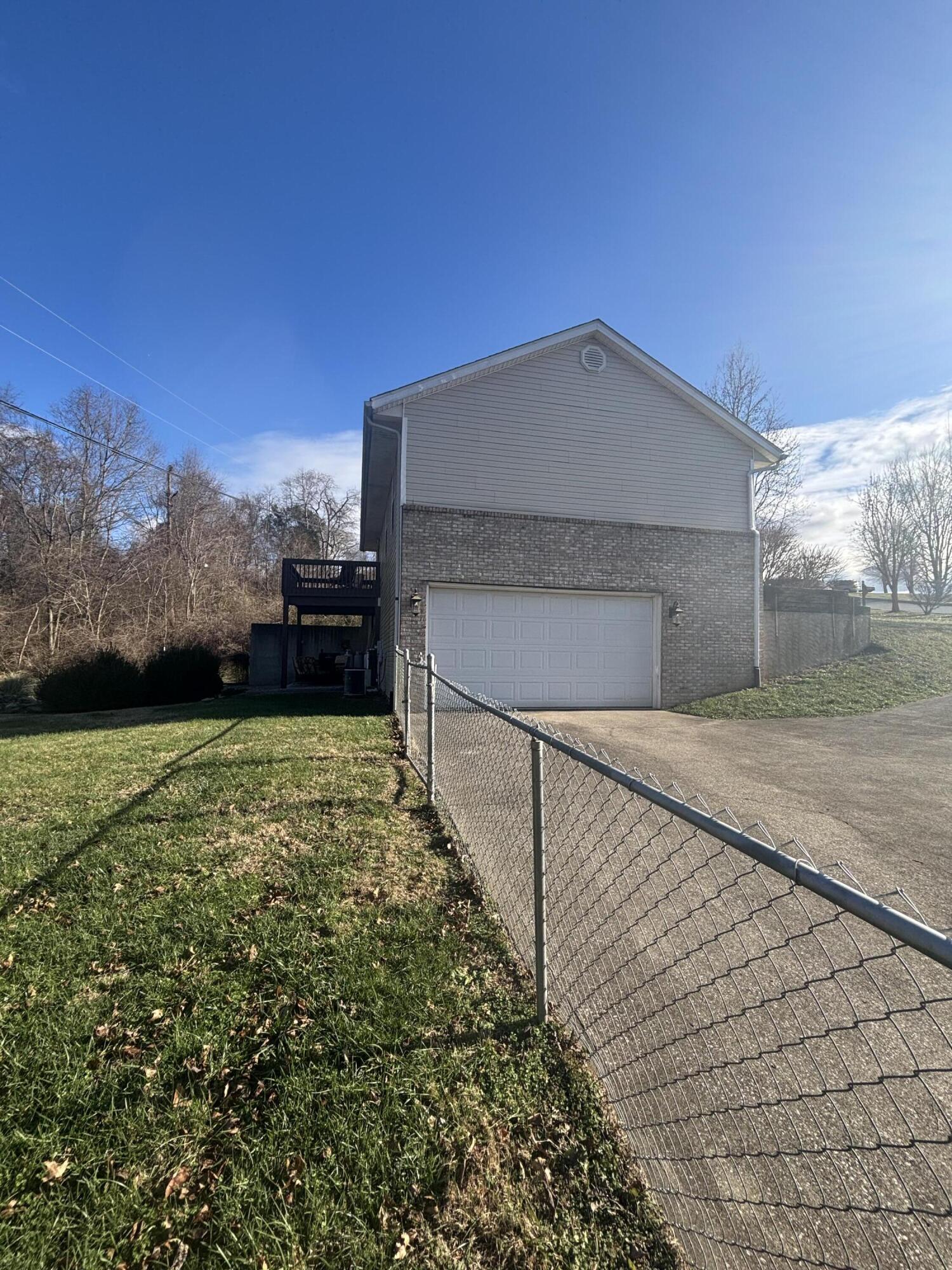 175 Sycamore Trail