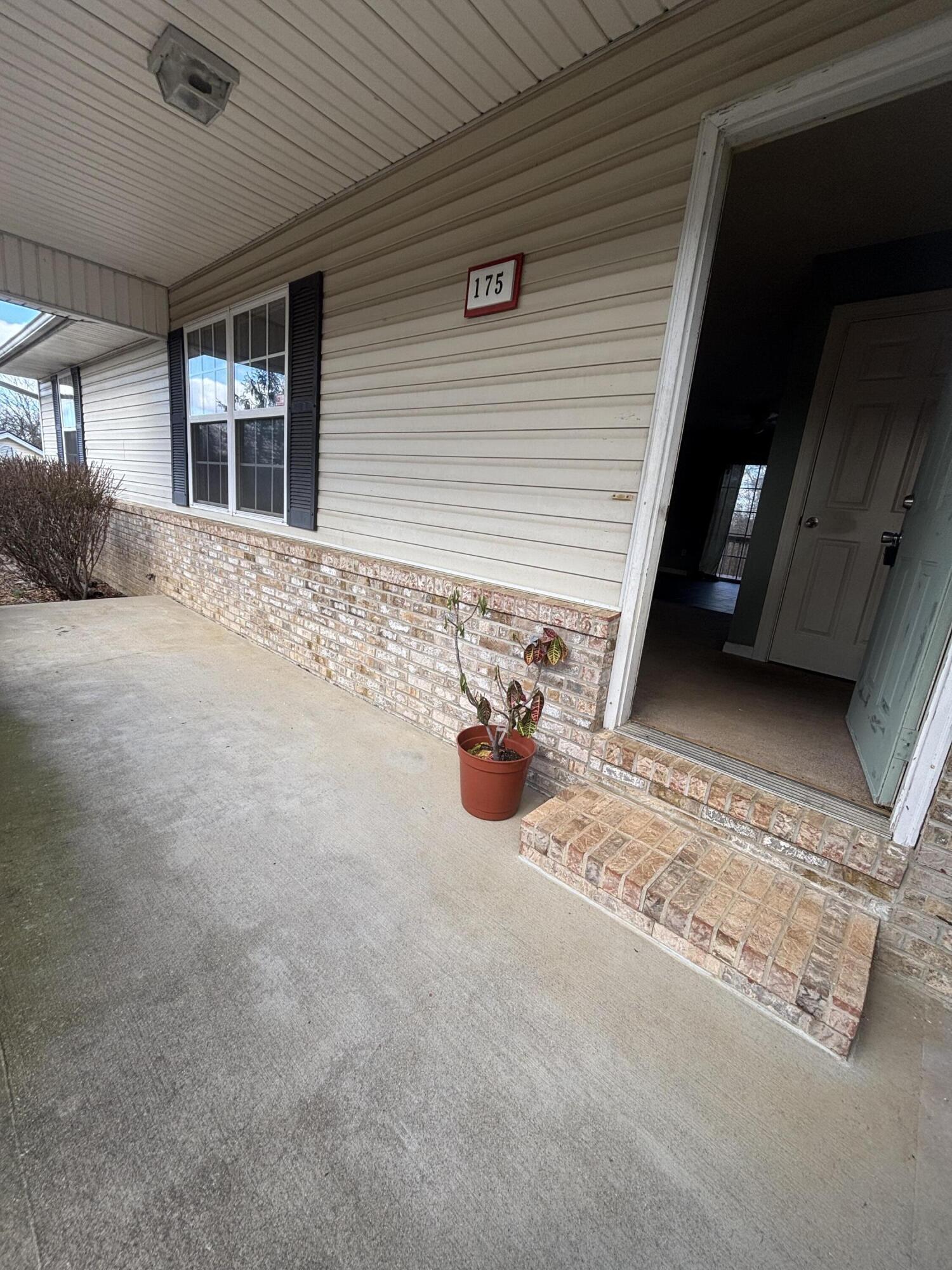 175 Sycamore Trail