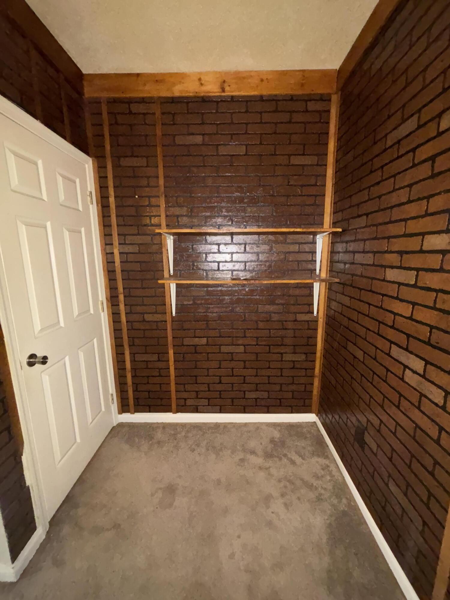 175 Sycamore Trail