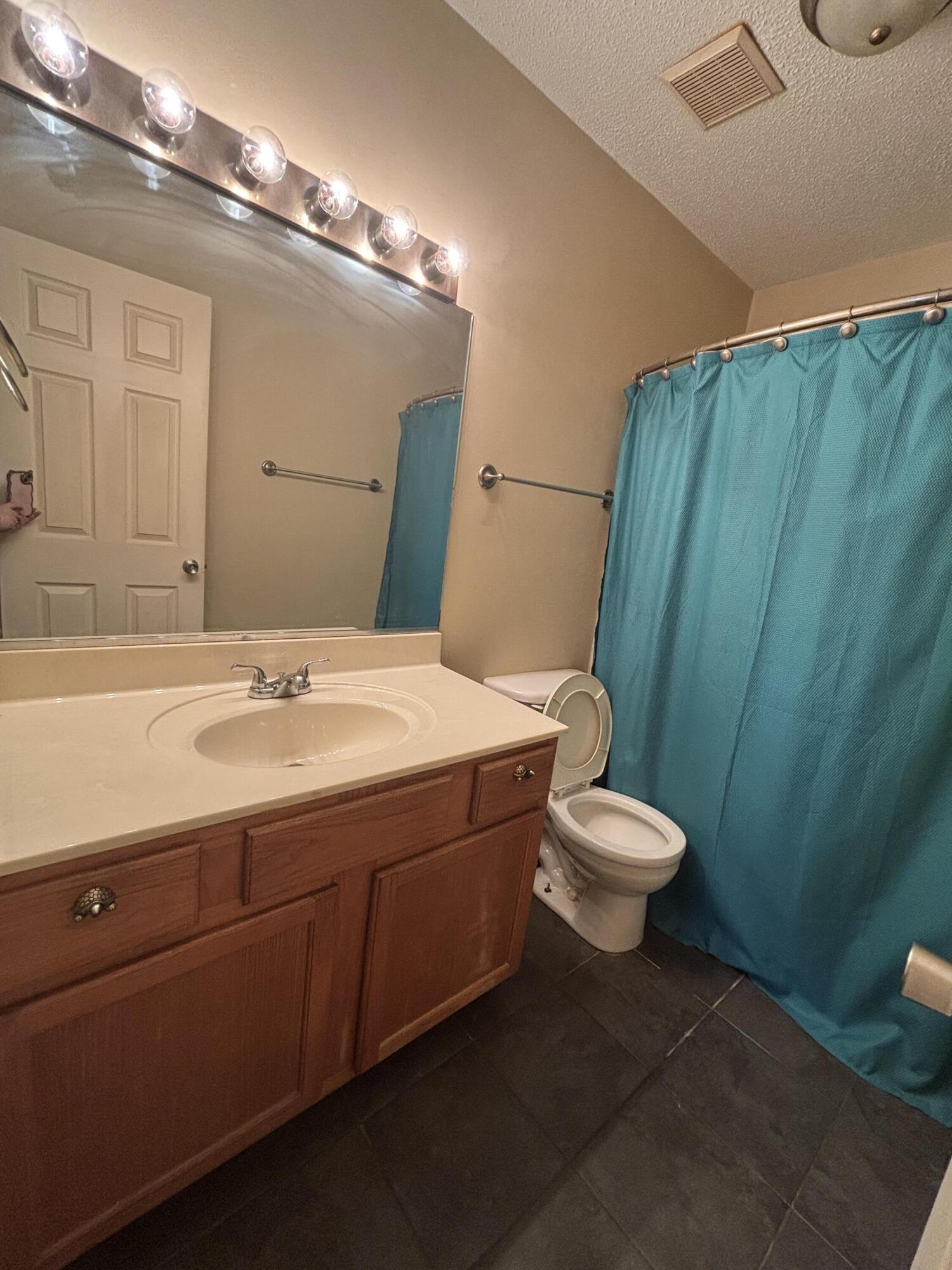175 Sycamore Trail