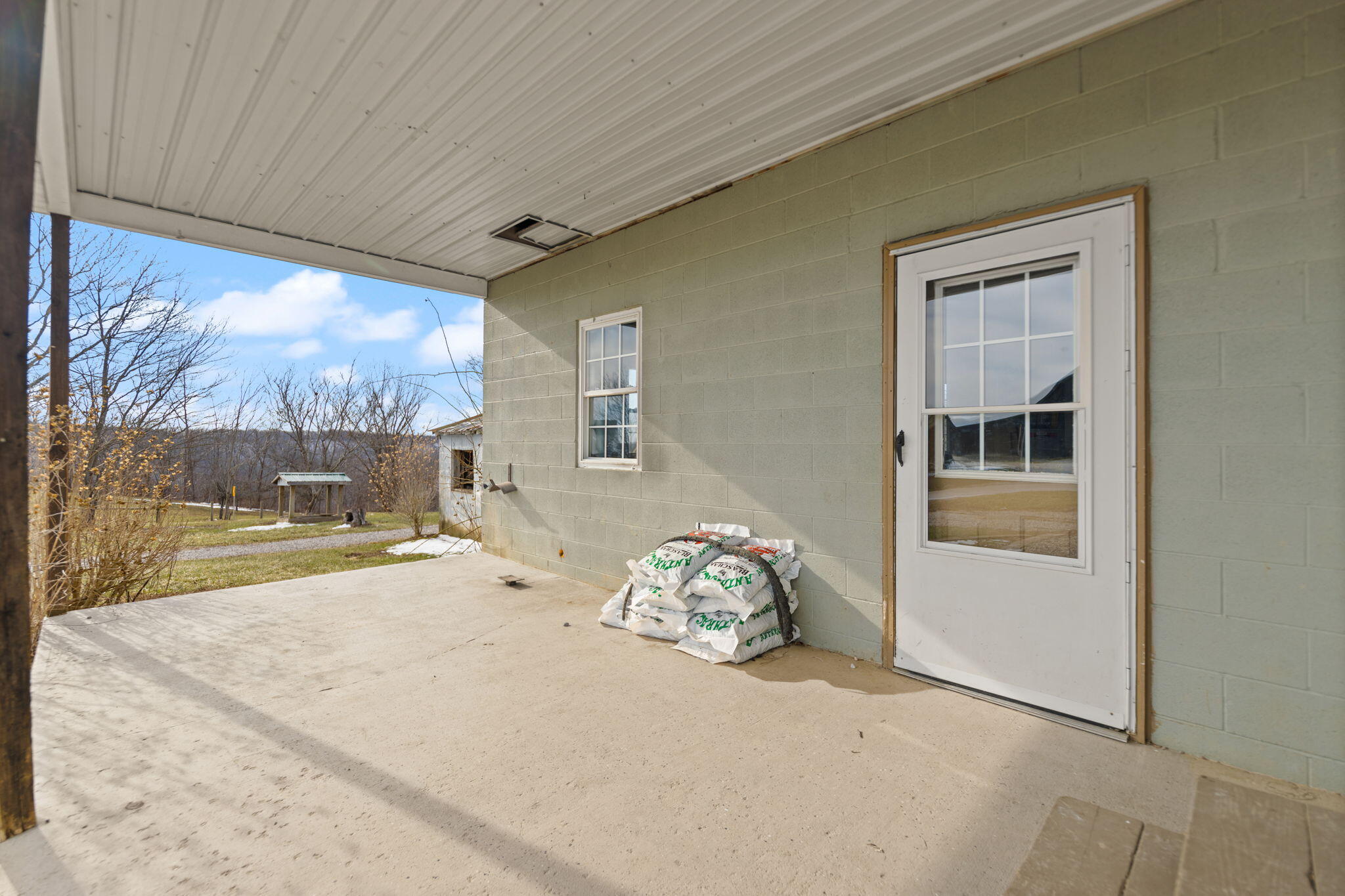 966 Oak Ridge Road