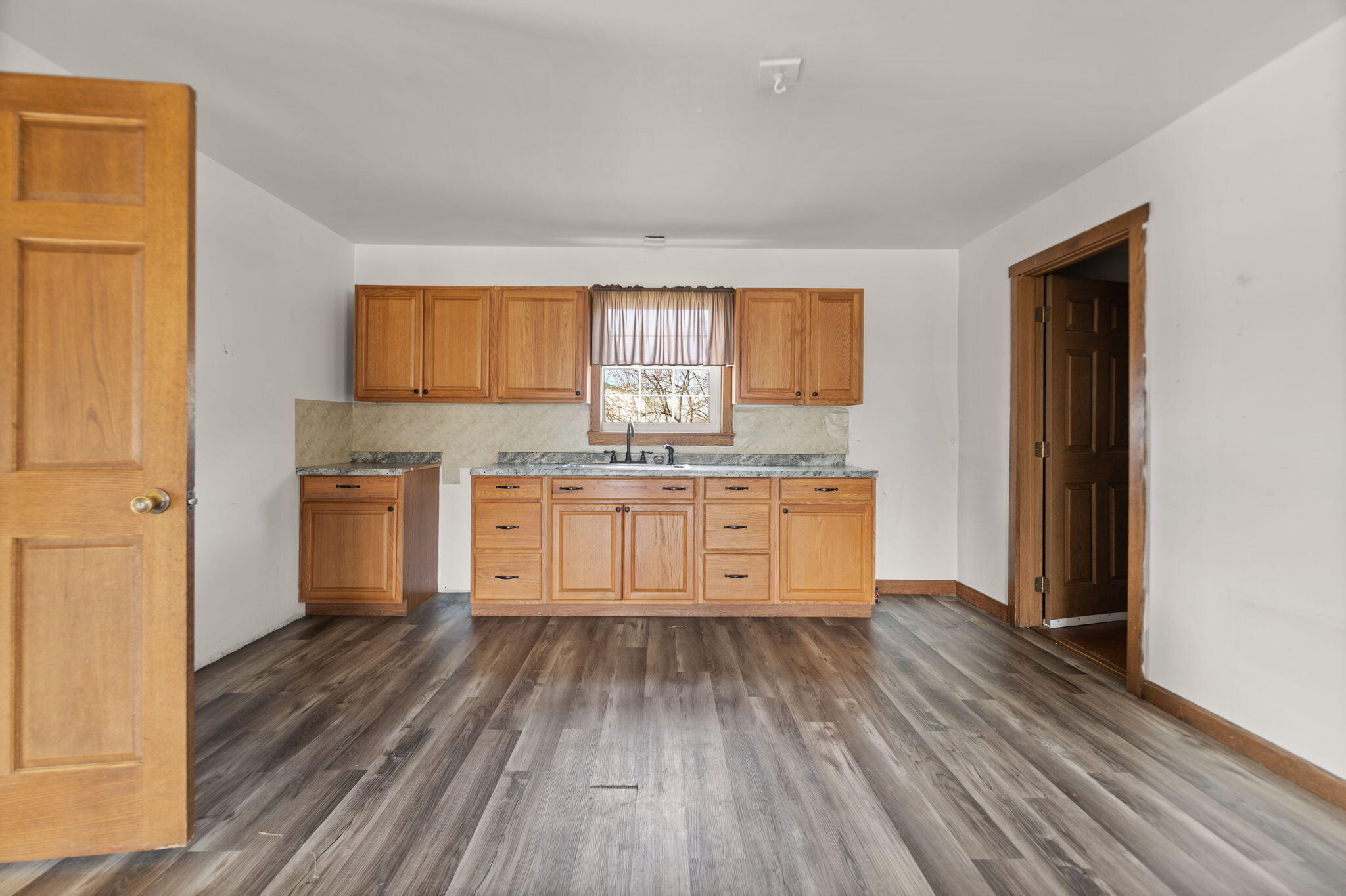 966 Oak Ridge Road