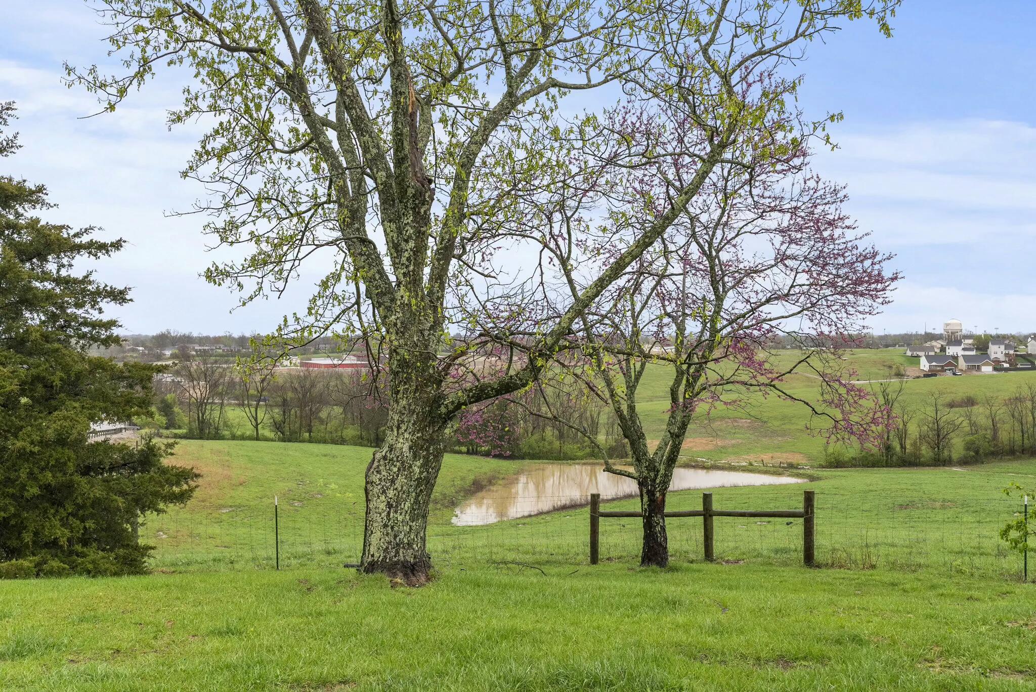 1301 Glensboro Road
