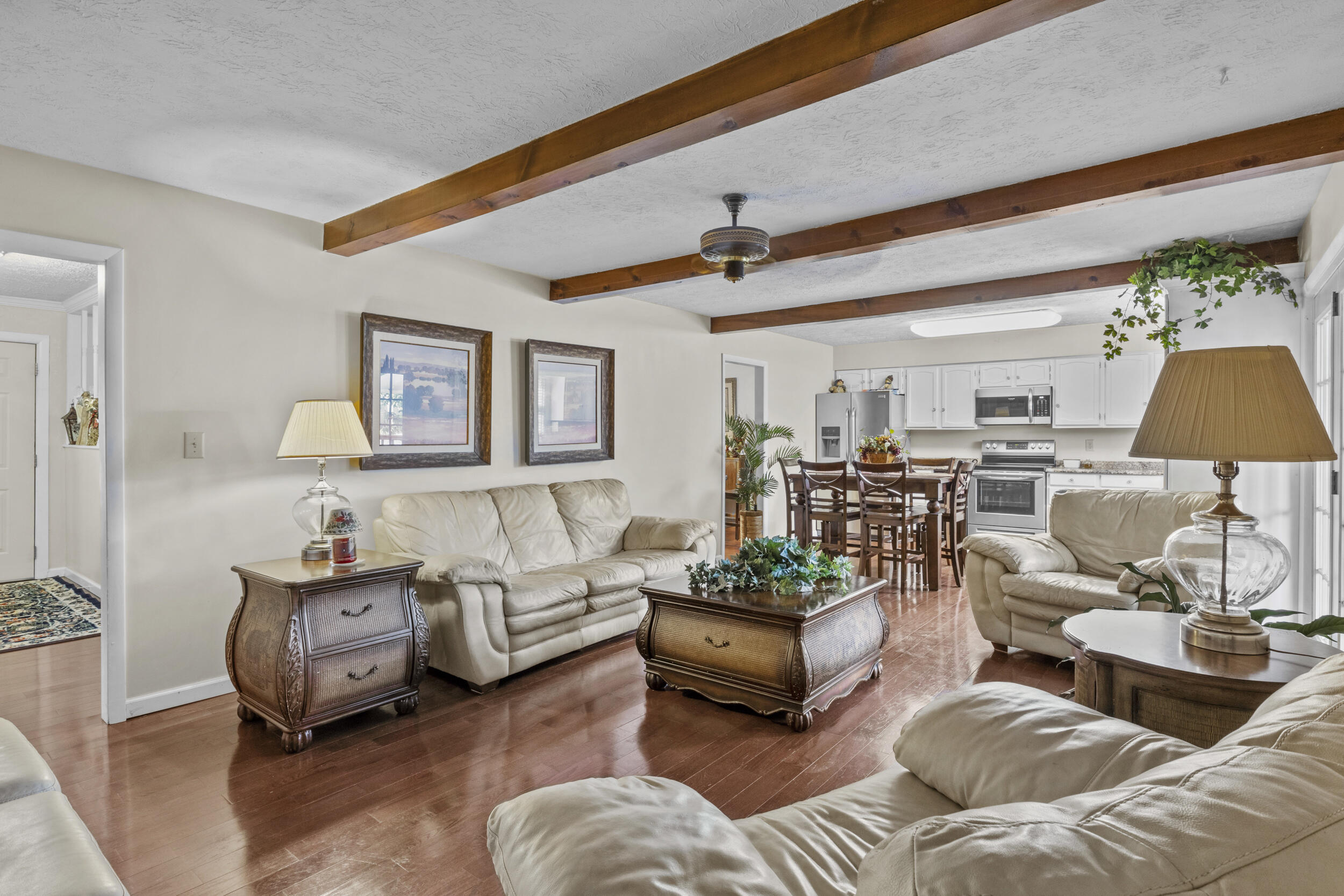 2025 Summerhayes Court