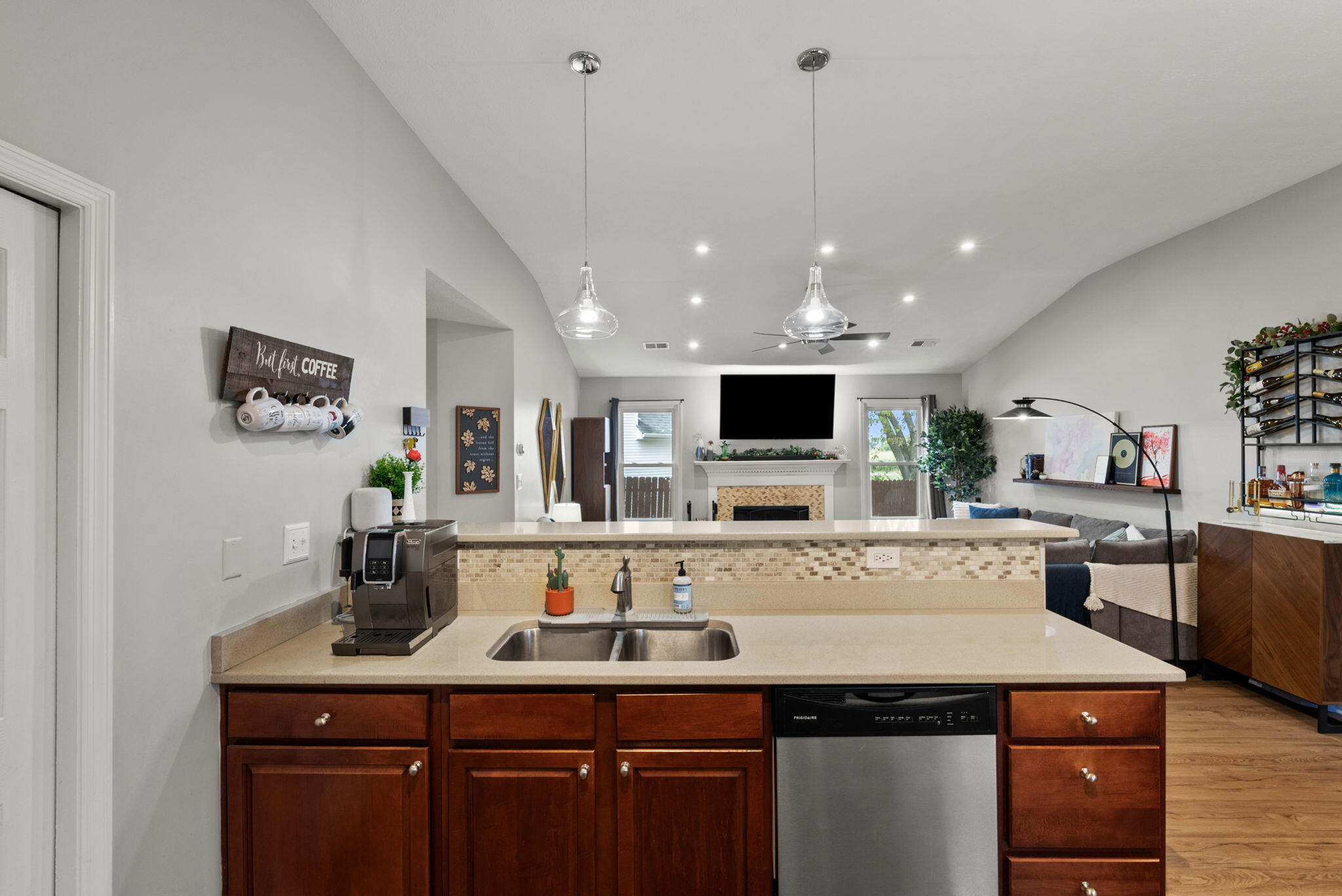 2988 Masters View Road