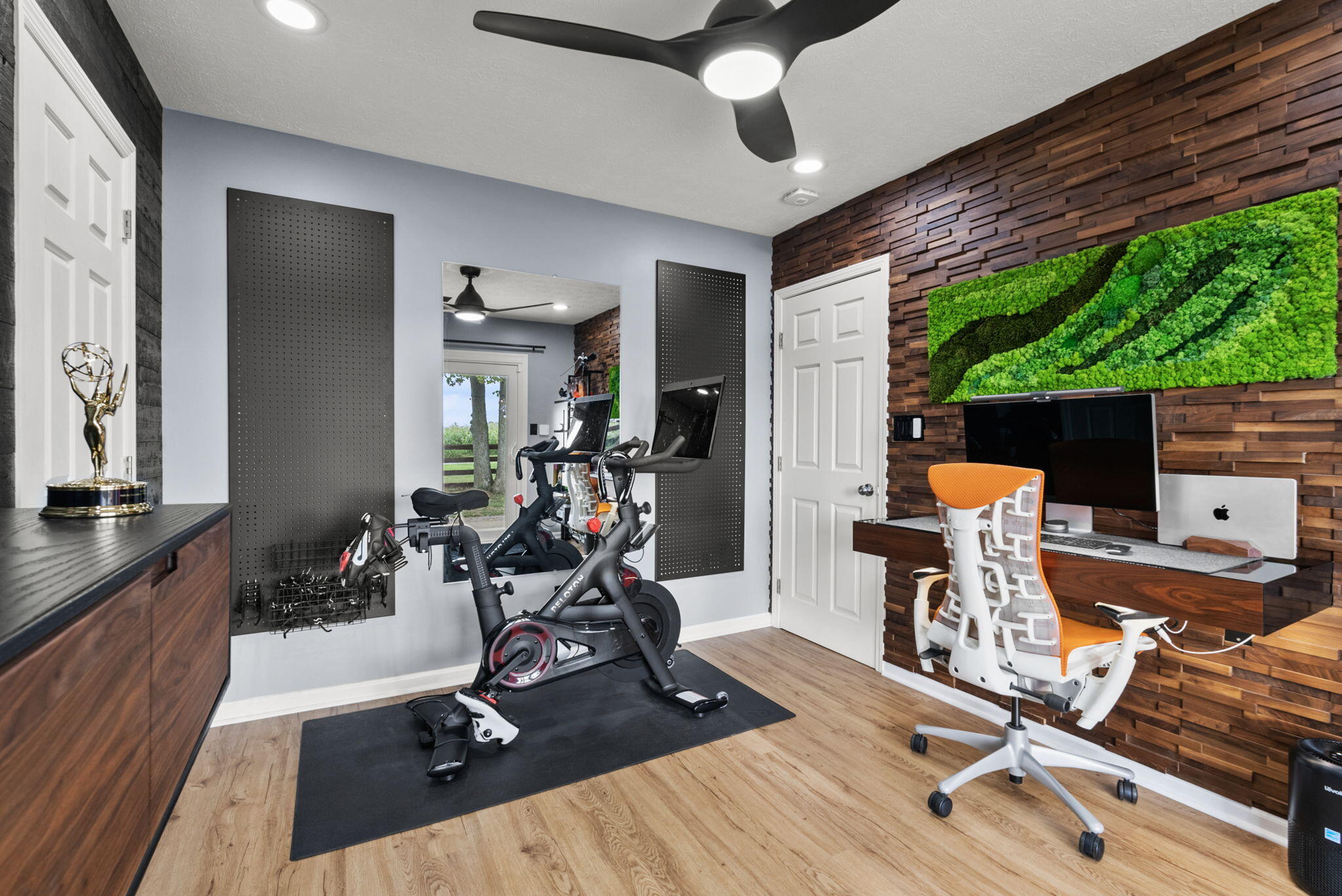 2988 Masters View Road