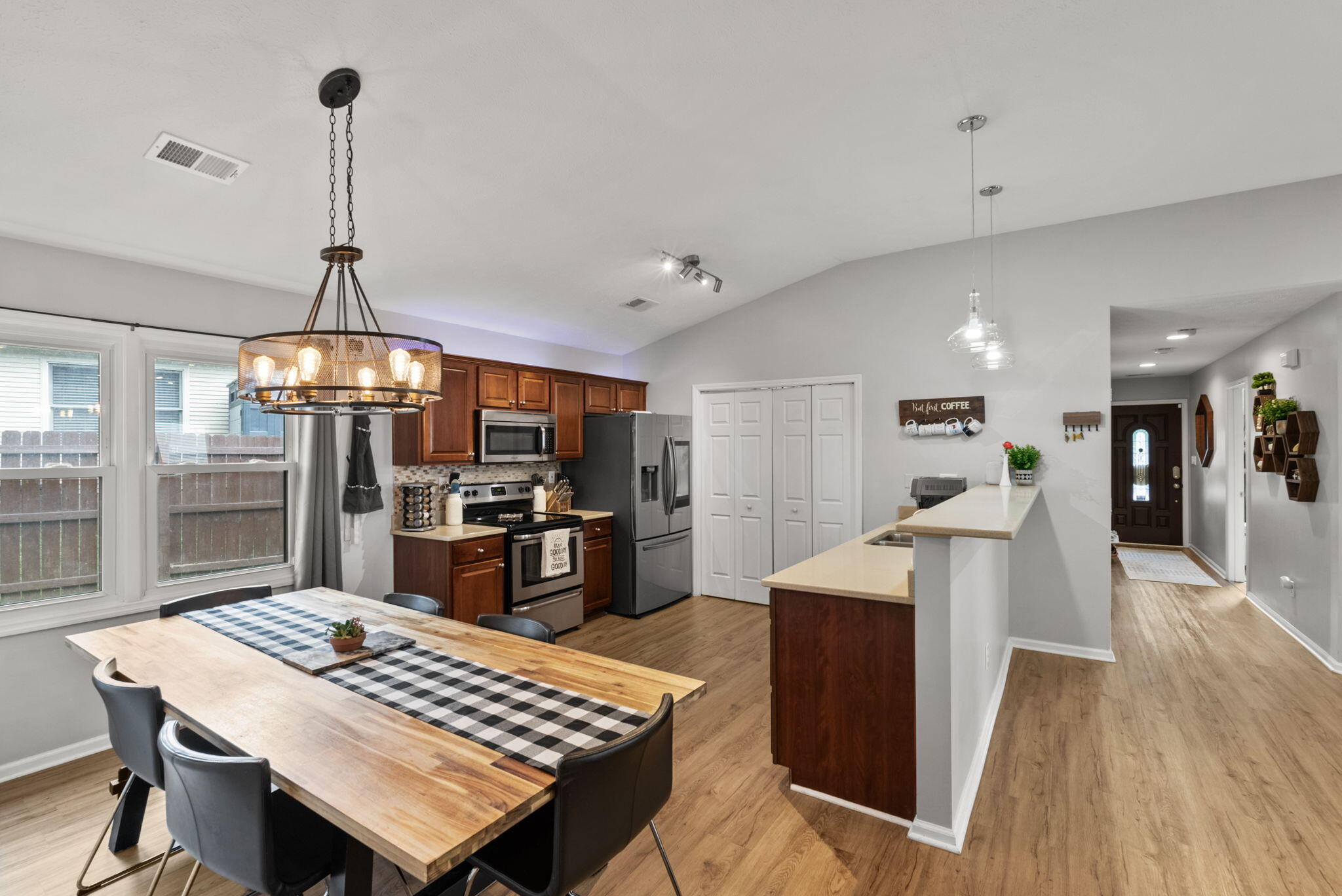 2988 Masters View Road
