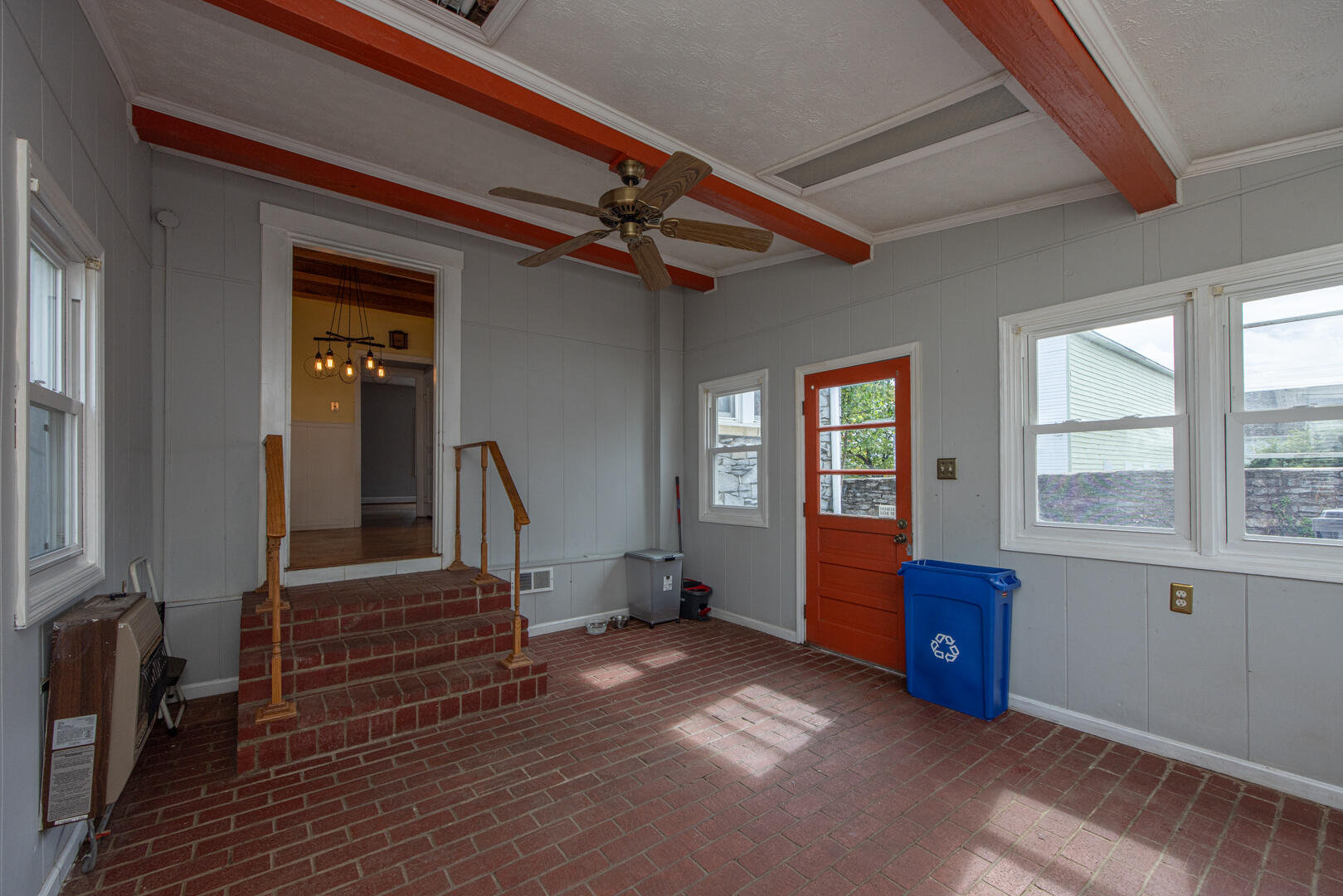 25 16th Street