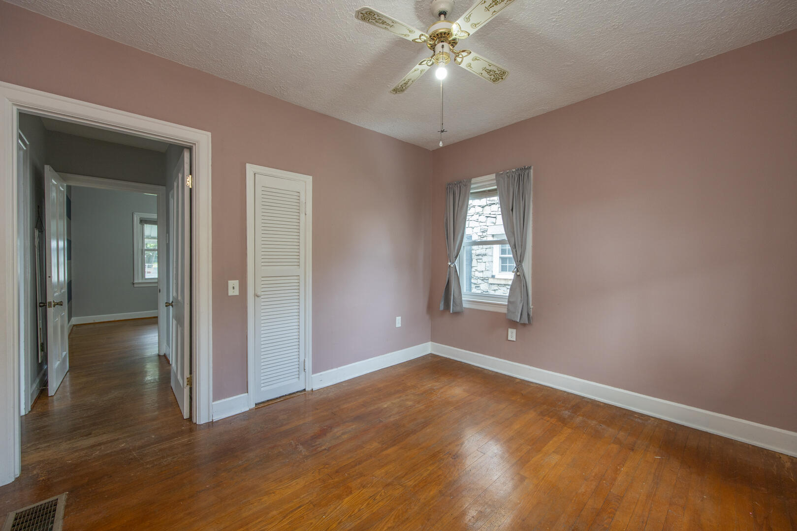 25 16th Street