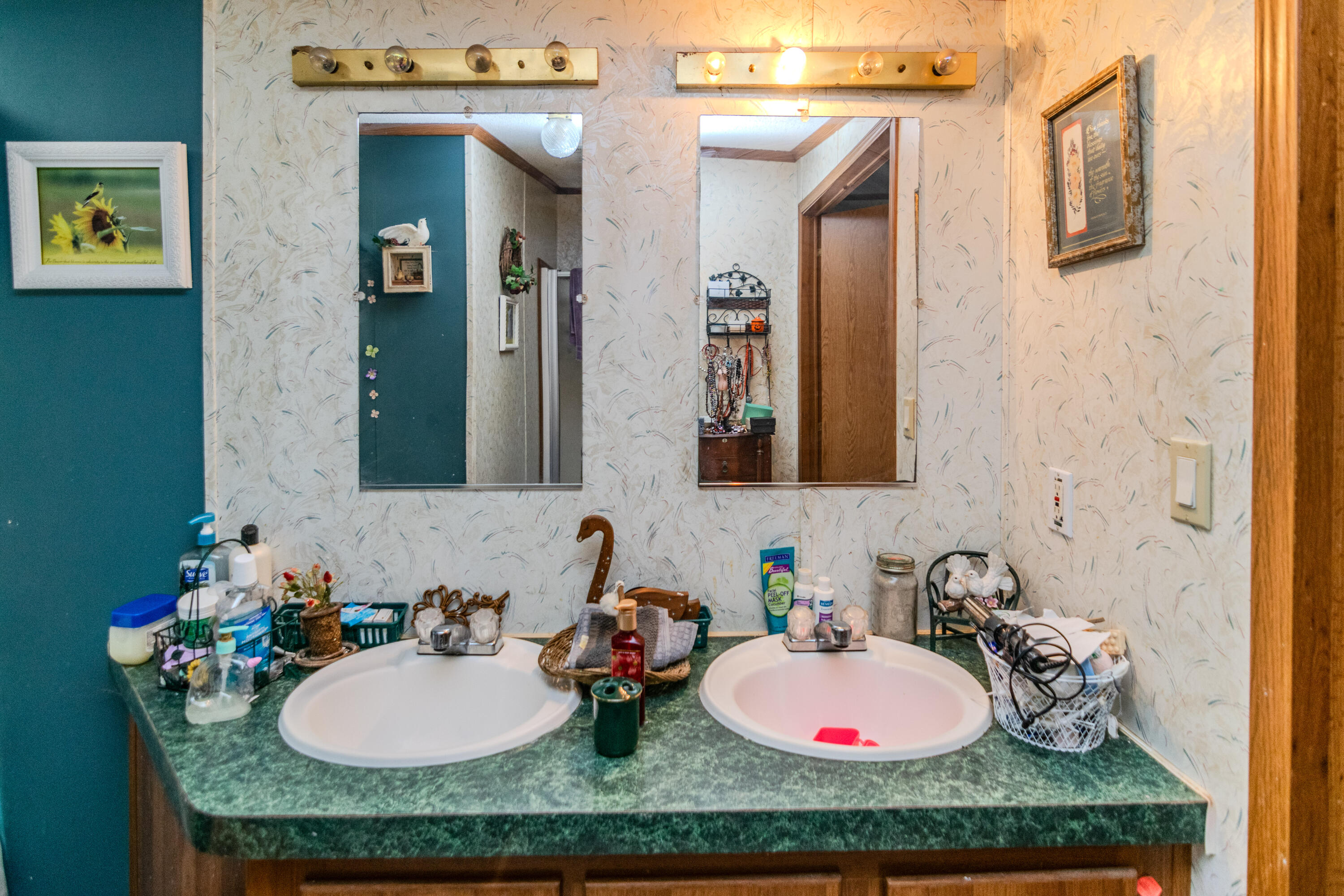 936 Perry Pike