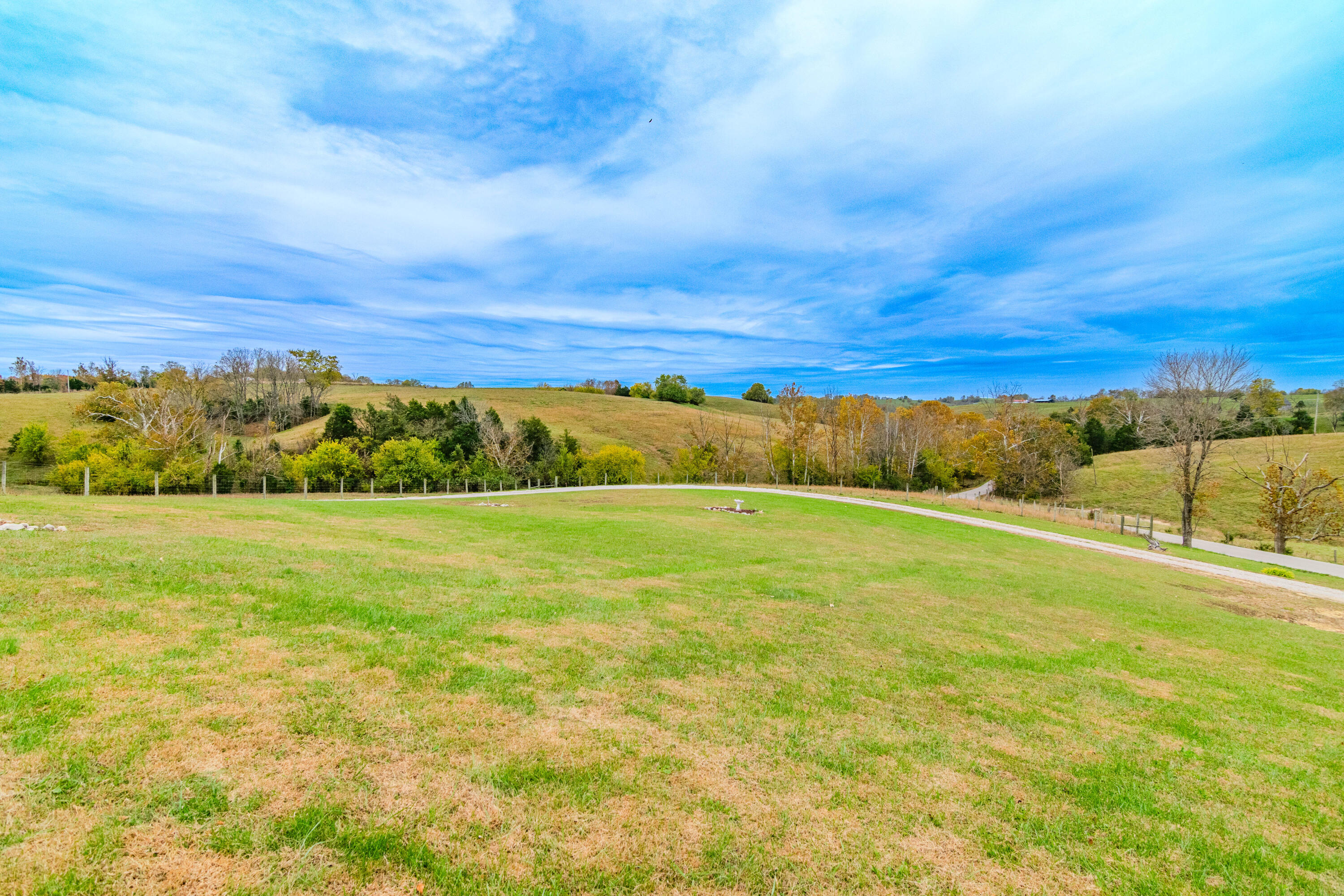 936 Perry Pike