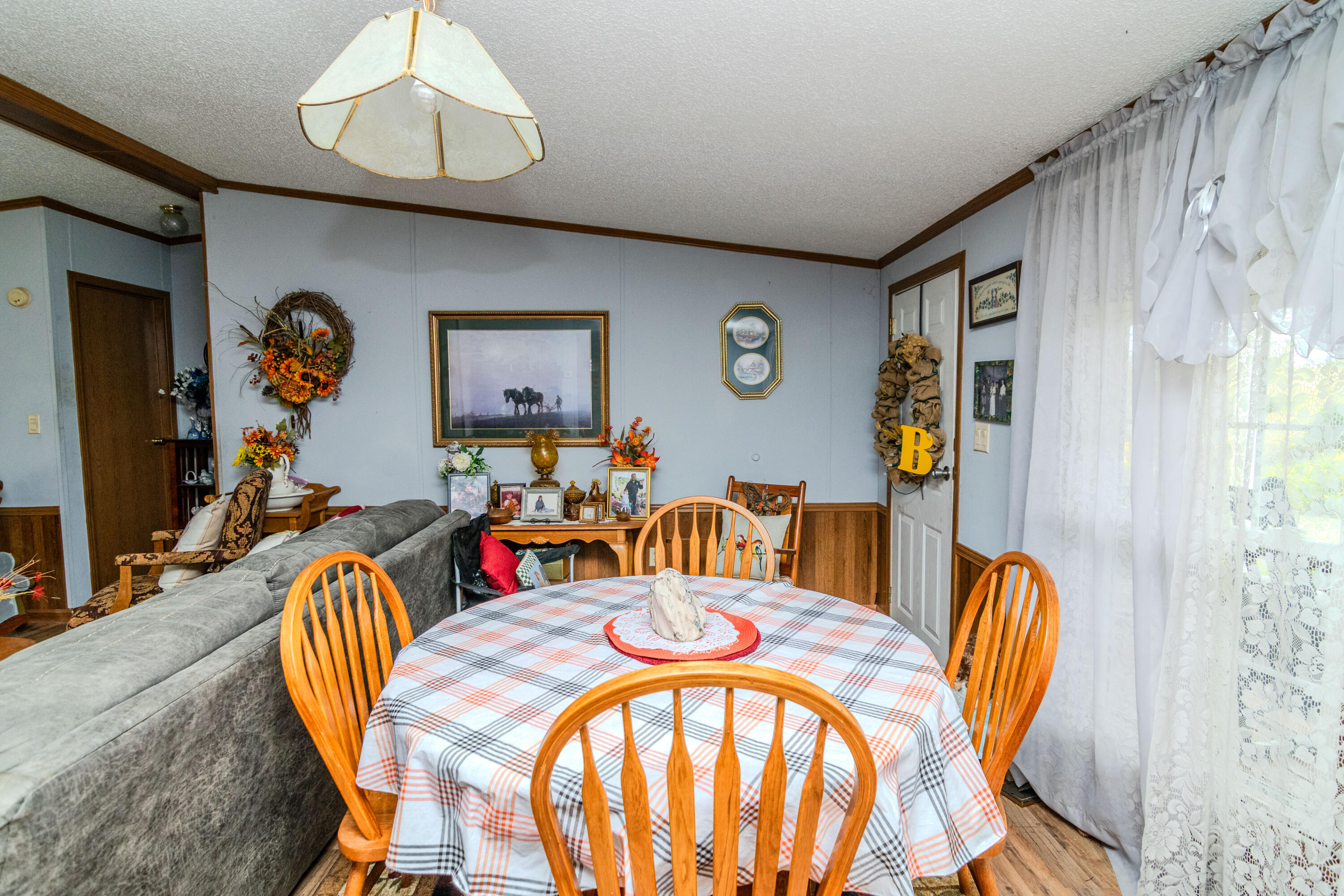 936 Perry Pike