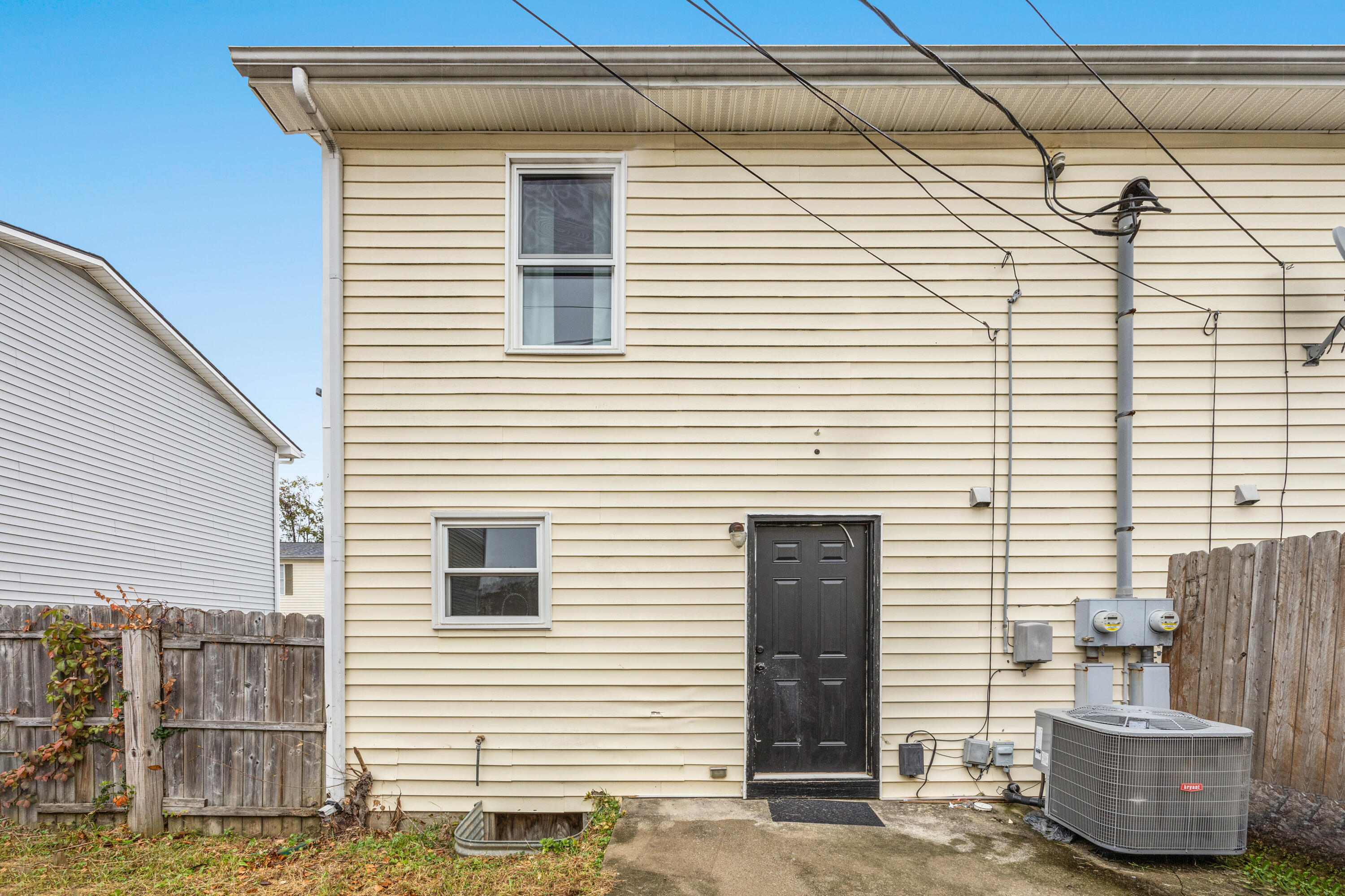 2539 Lindenhurst Loop