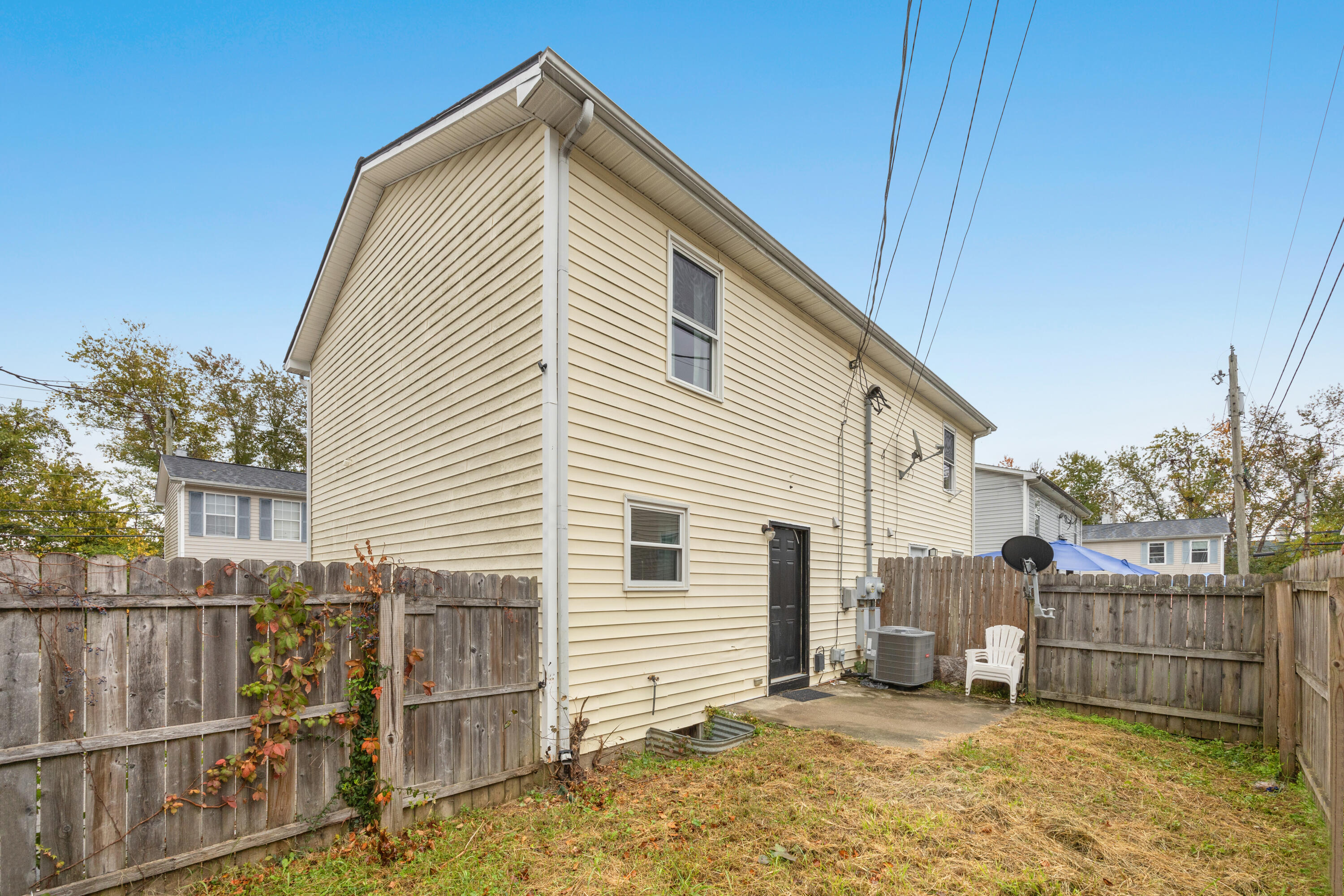 2539 Lindenhurst Loop
