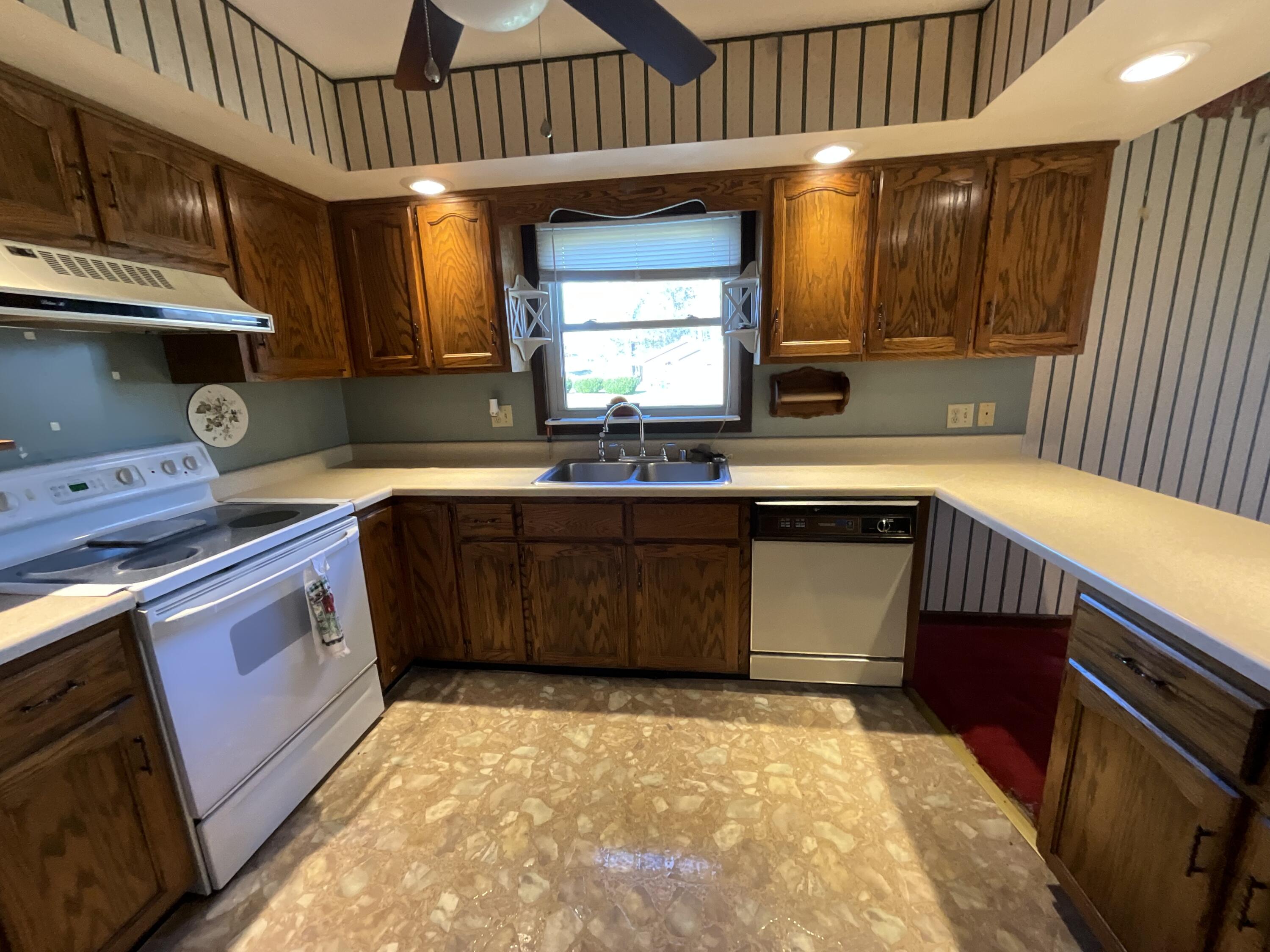 3812 Castlewood Court