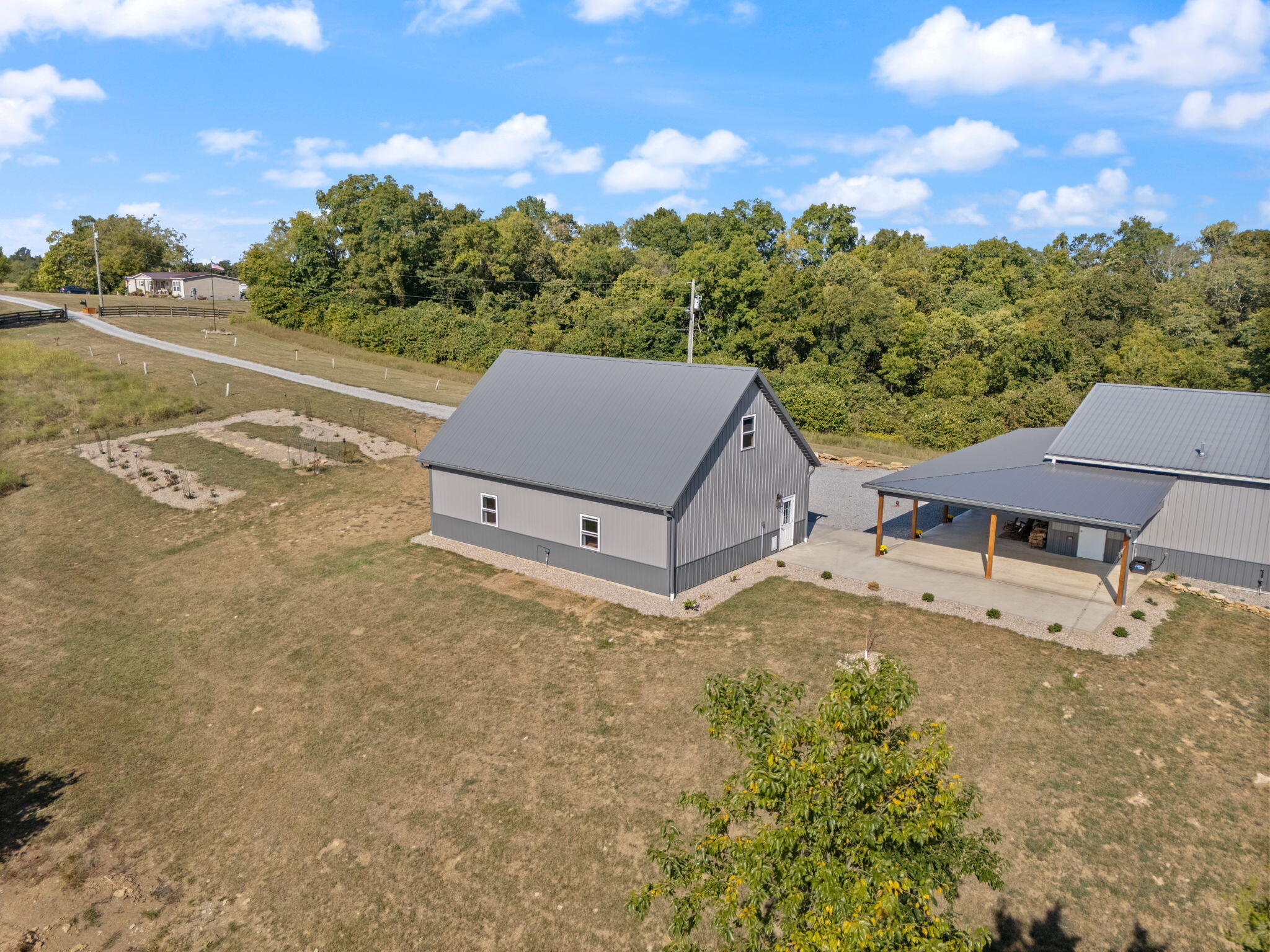 332 U Forbes Way