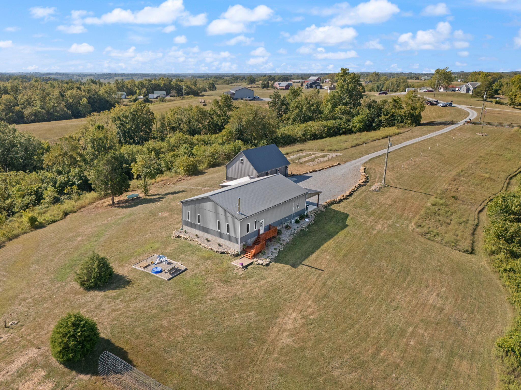 332 U Forbes Way