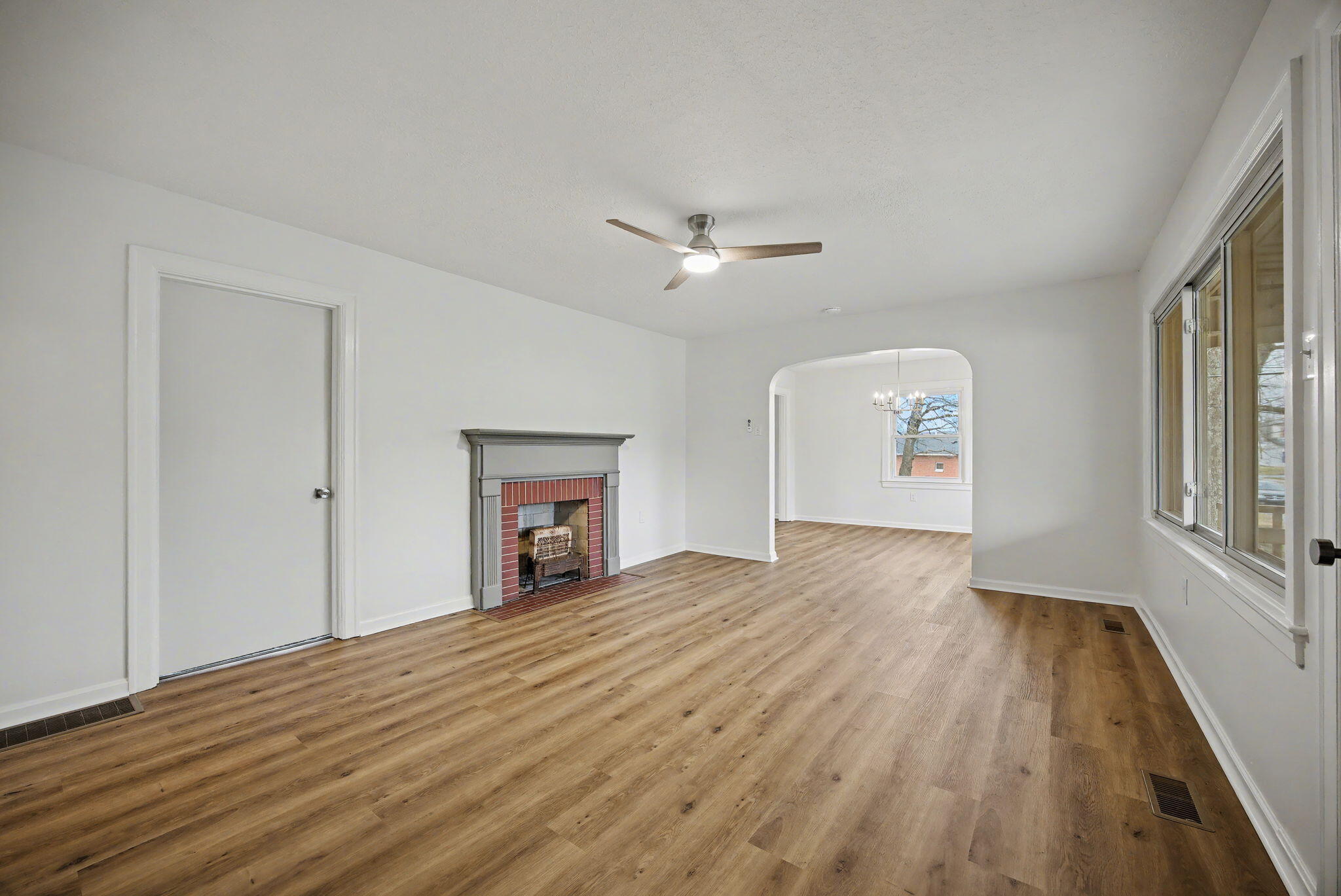 300 E Maple Street