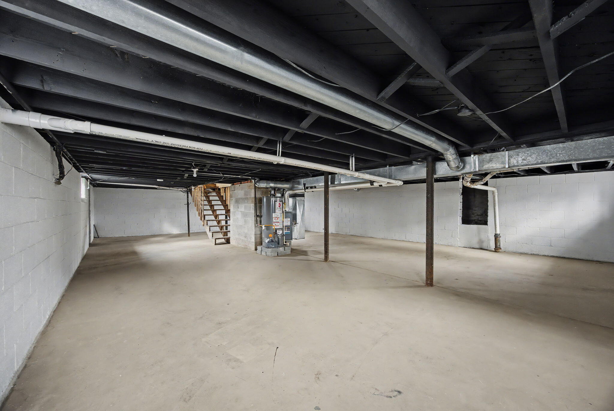 300 E Maple Street