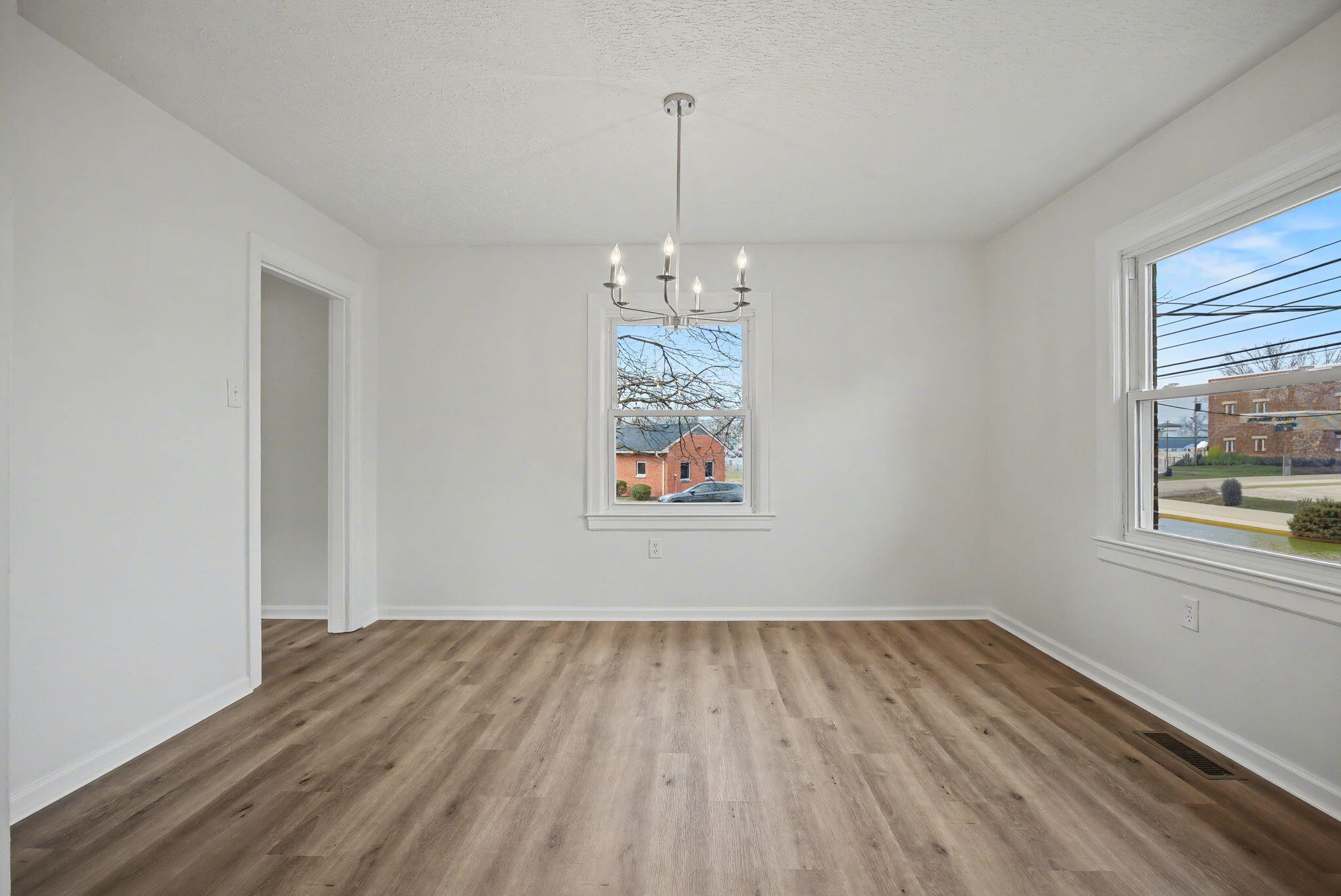 300 E Maple Street