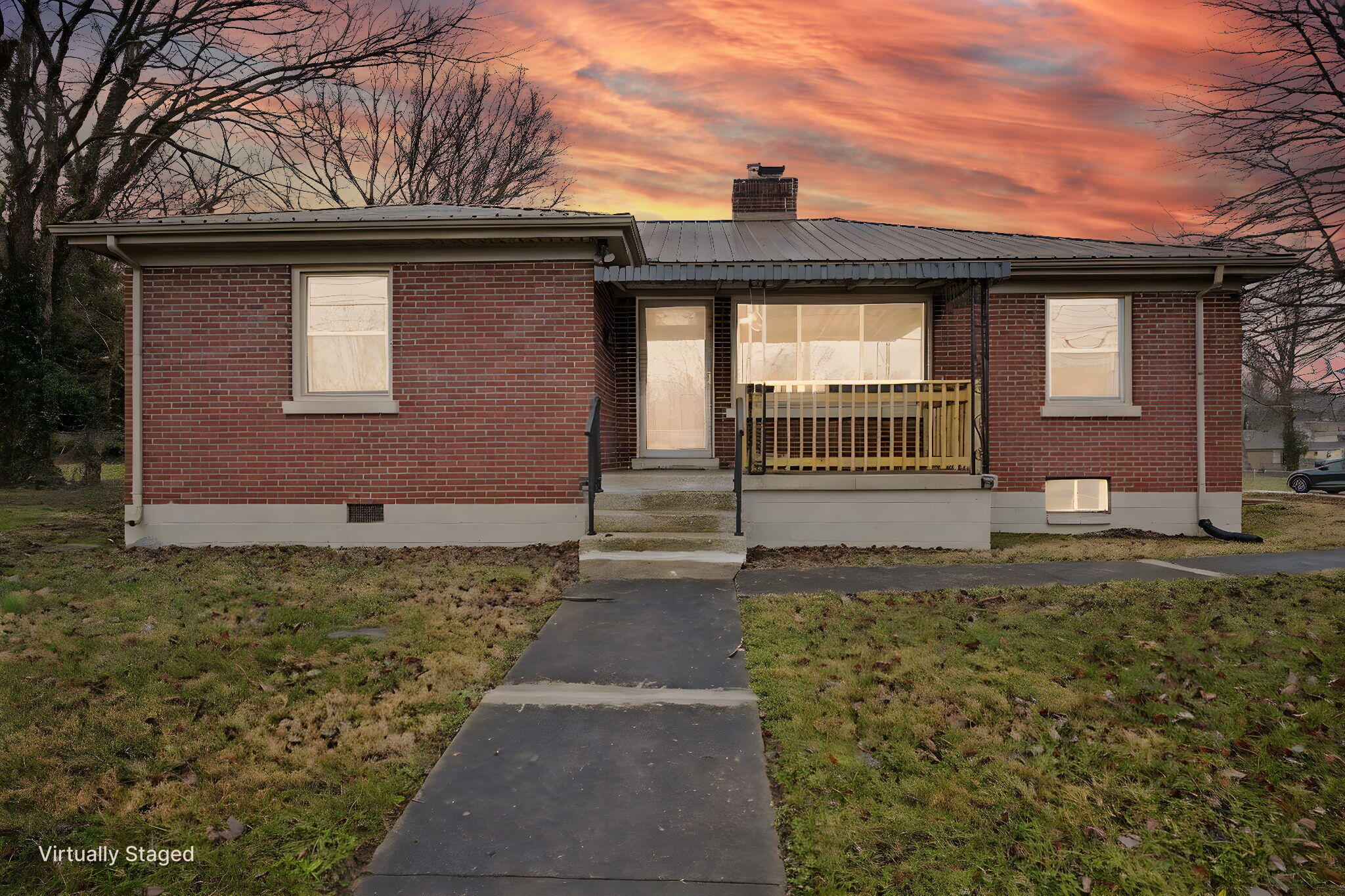 300 E Maple Street