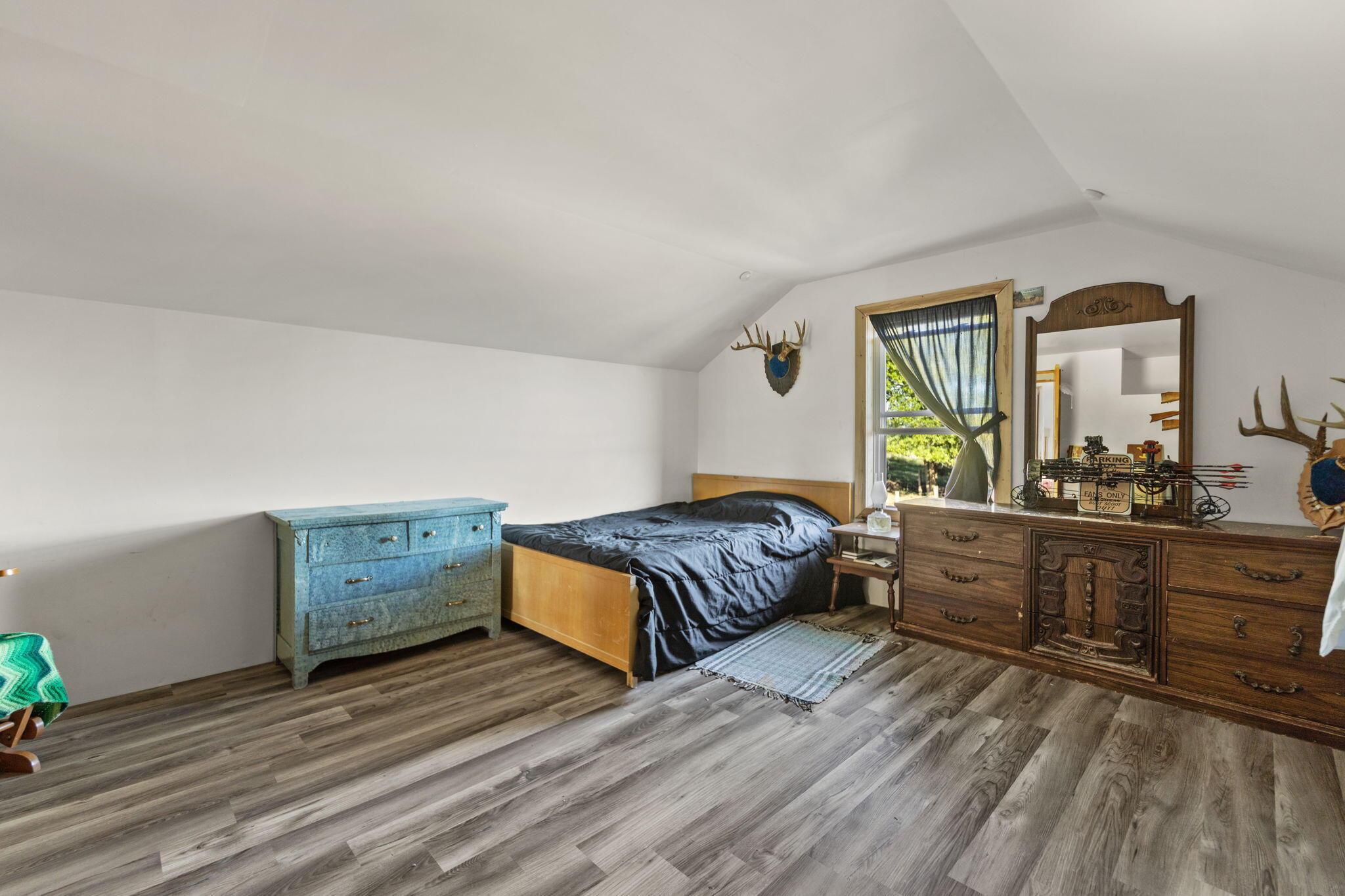 1185 Mudsock Road