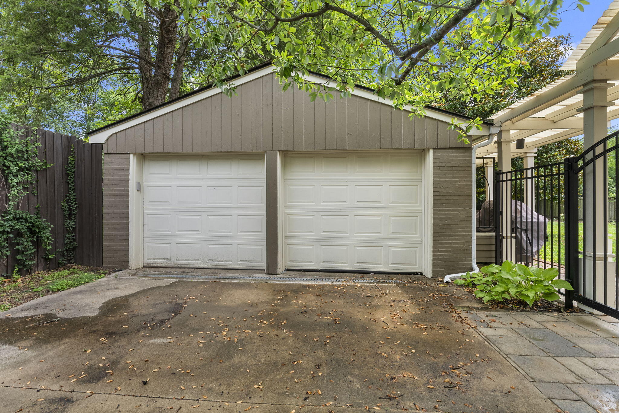 309 Greenbriar Road