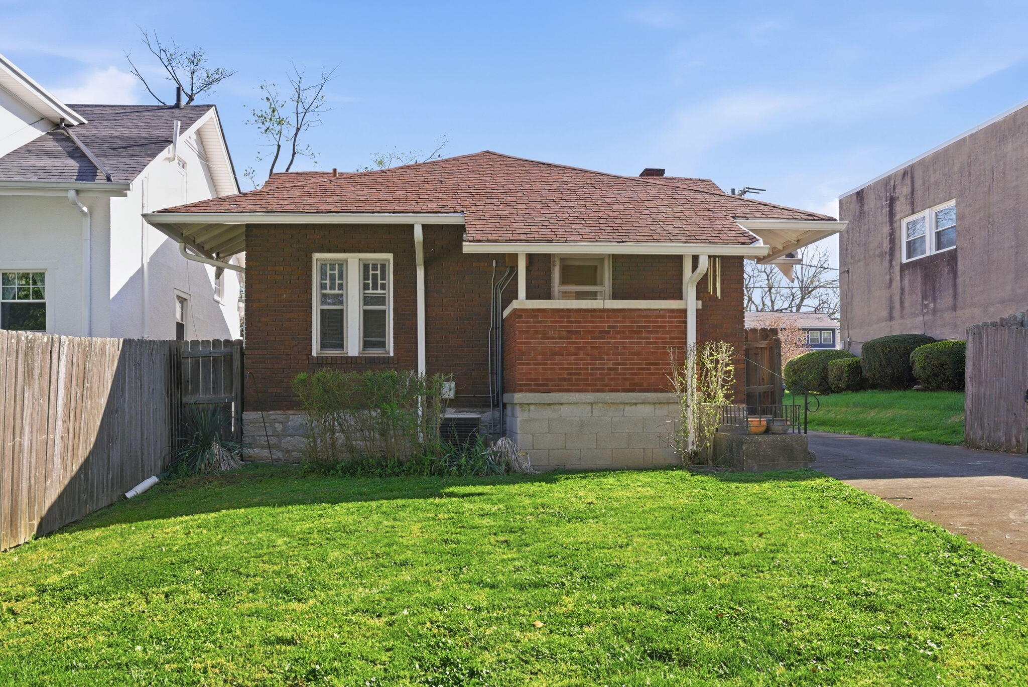812 Cramer Avenue