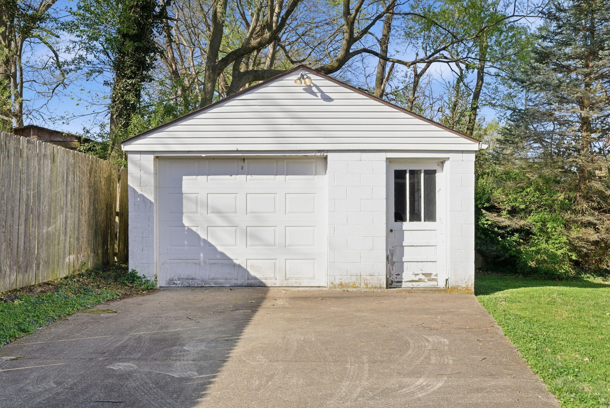 812 Cramer Avenue
