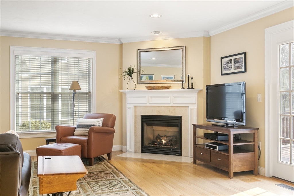 50 Mount Vernon Street # 9