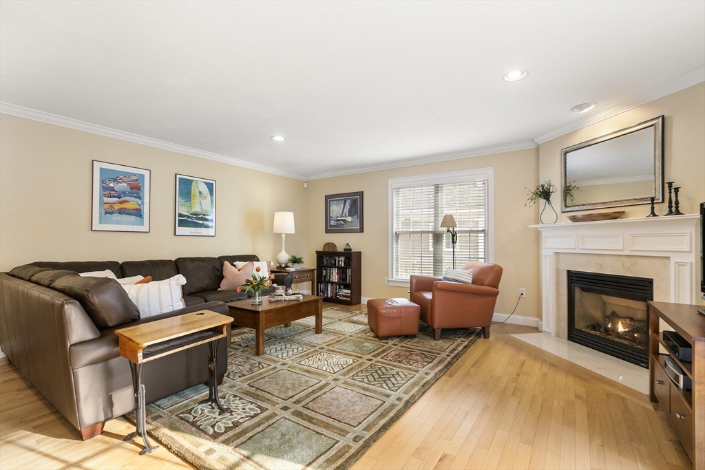 50 Mount Vernon Street # 9