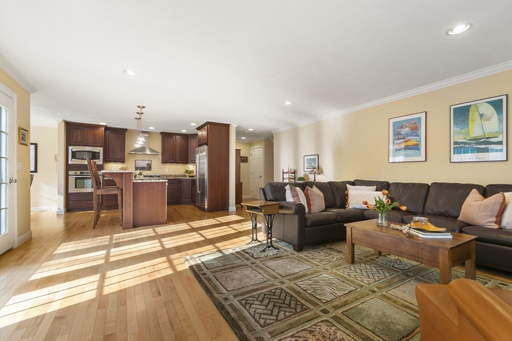 50 Mount Vernon Street # 9
